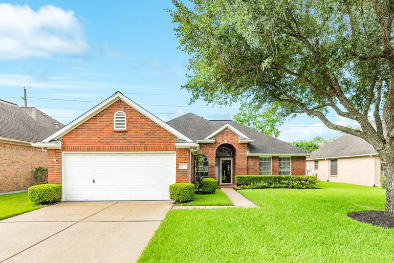 Photo of 3722 S Peach Hollow Circle, Pearland, TX