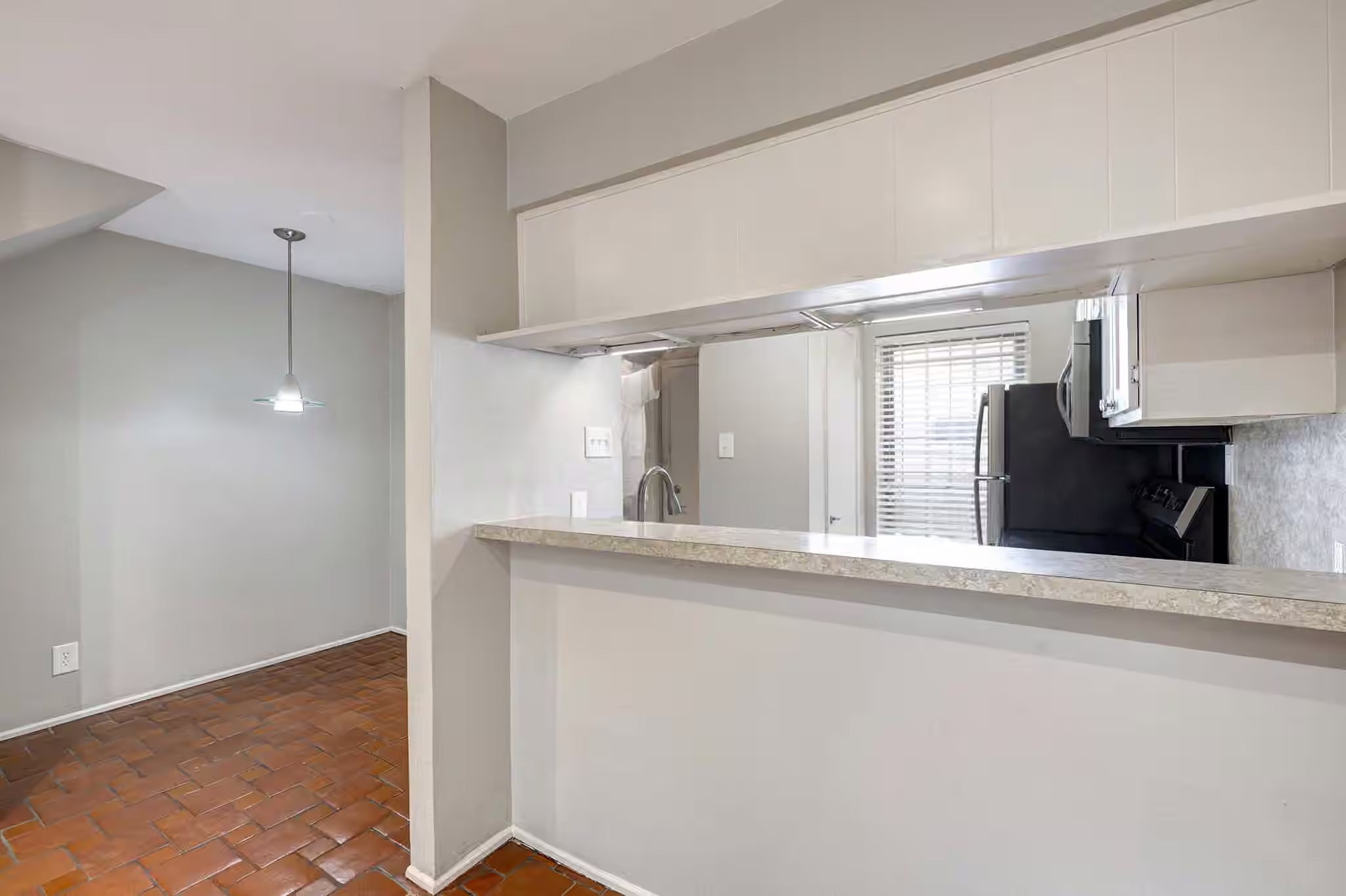 Photo 4 of 1205 Autrey Street 15, Houston, TX