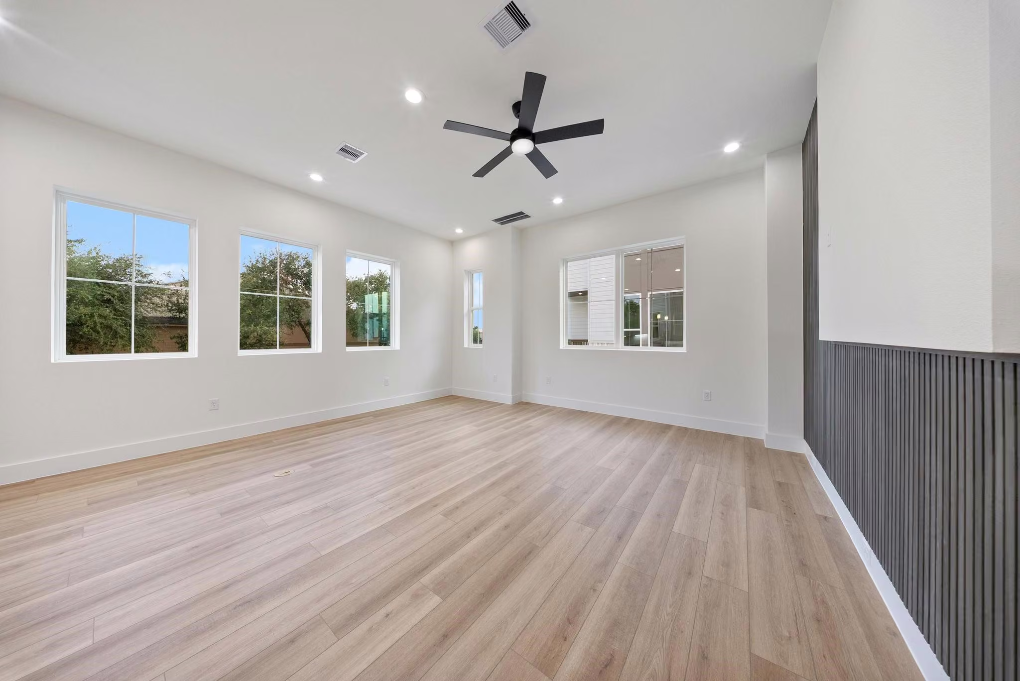 Photo 5 of 1126 Weiss Street, Houston, TX