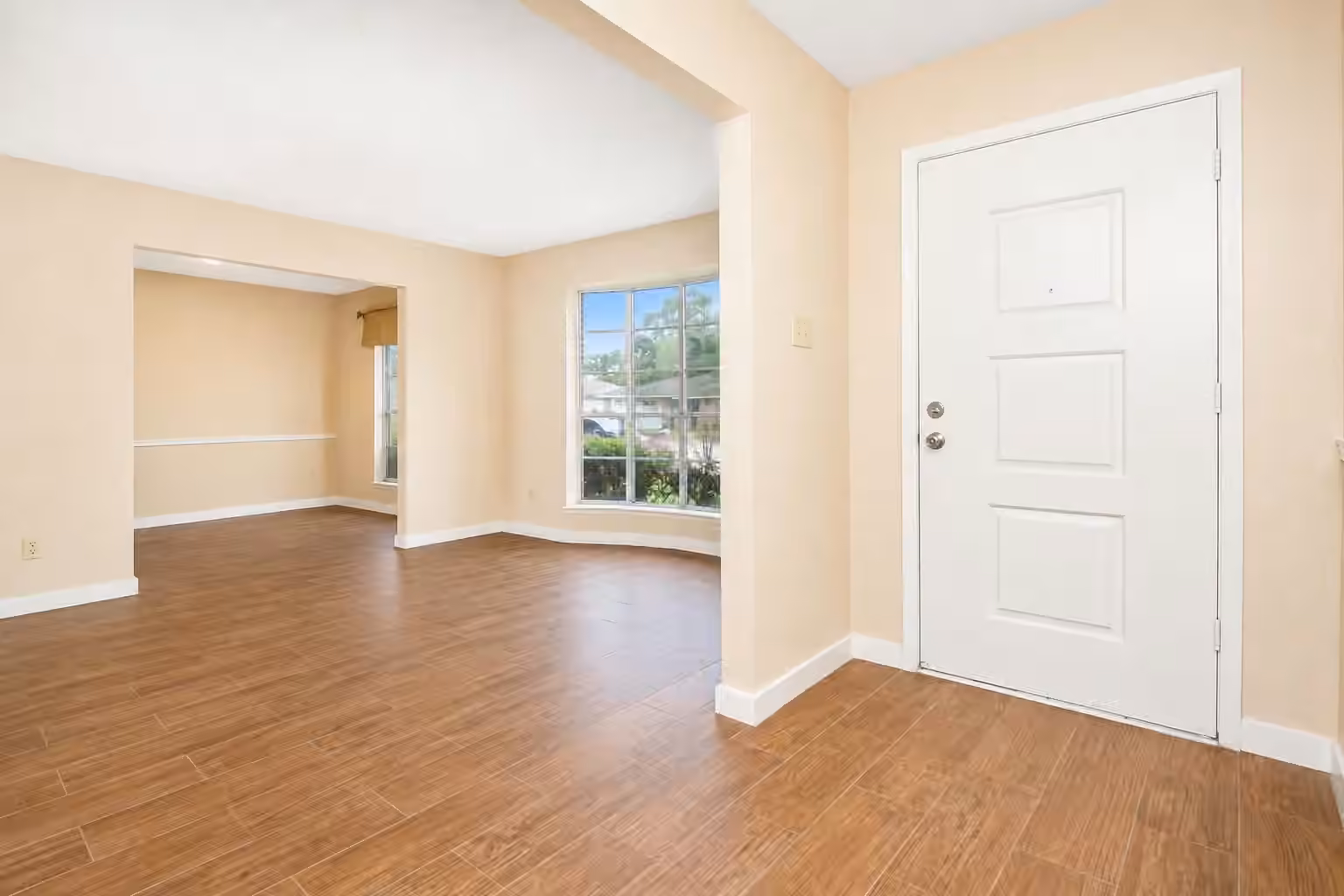 Photo 5 of 16730 Townes Road, Friendswood, TX