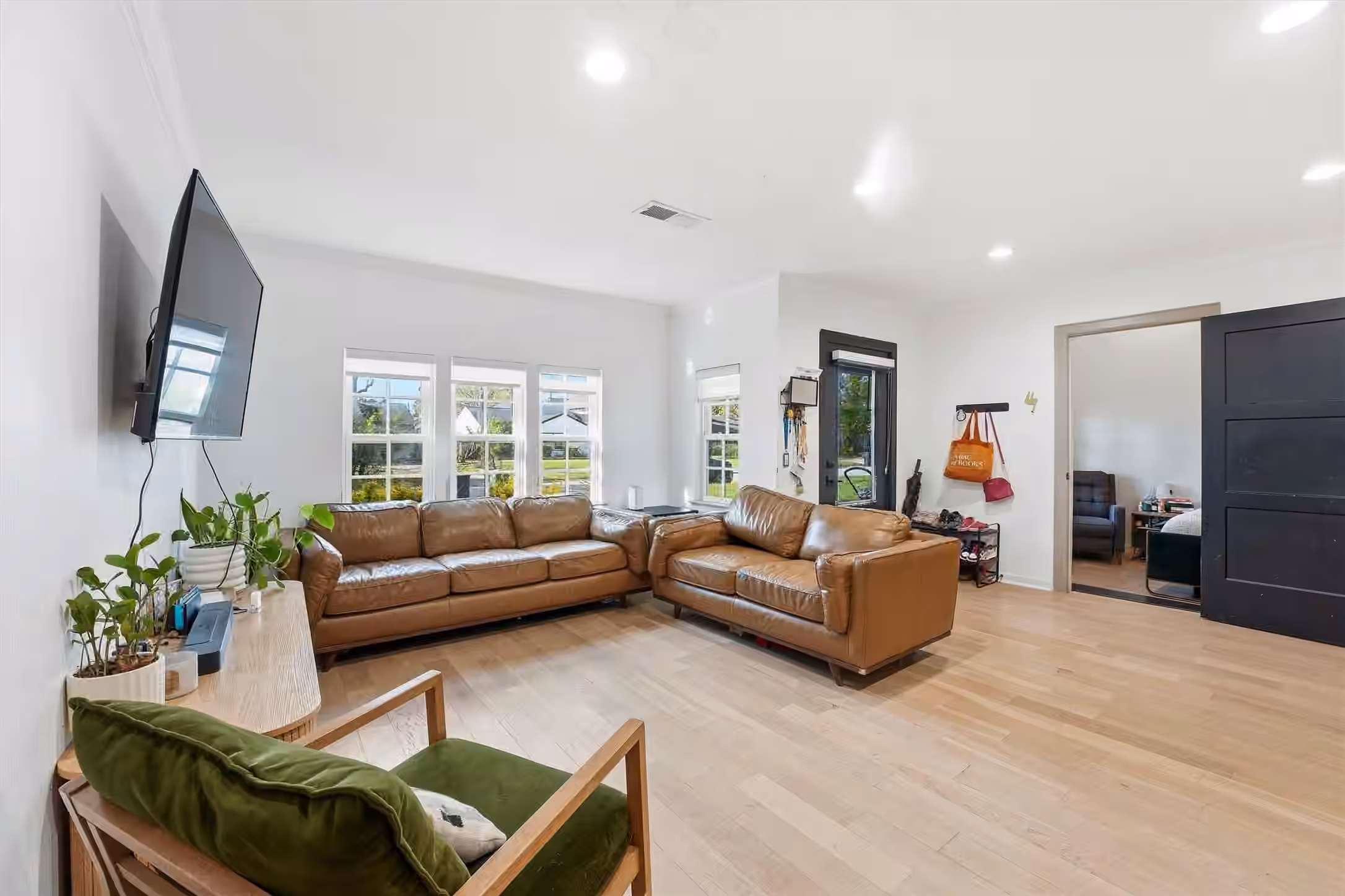 Photo 7 of 7110 Jalna Street, Houston, TX