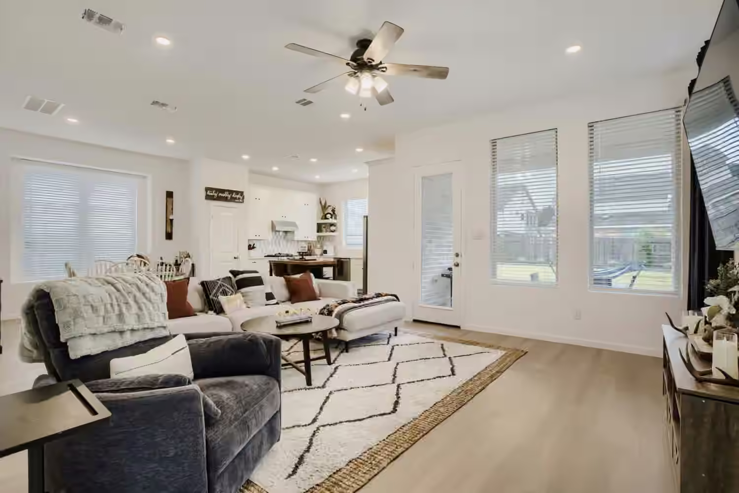 Photo 6 of 4252 Waterlily Spring Way, Porter, TX