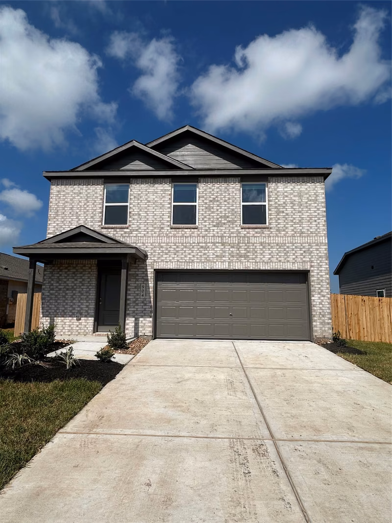 Photo of 904 Constitution Drive, Bay City, TX 77414
