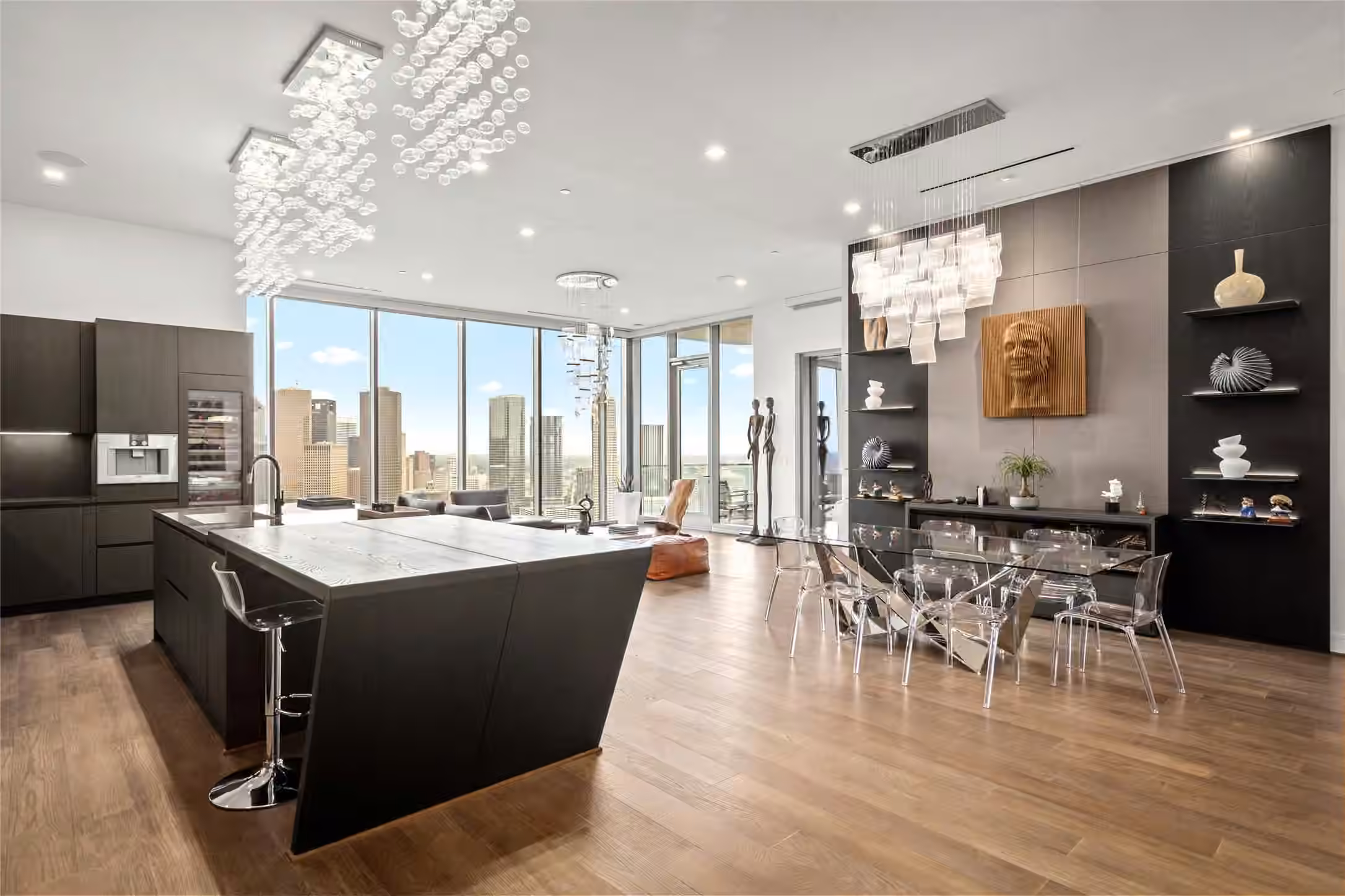 Photo 2 of 1711 Allen Parkway 3302, Houston, TX