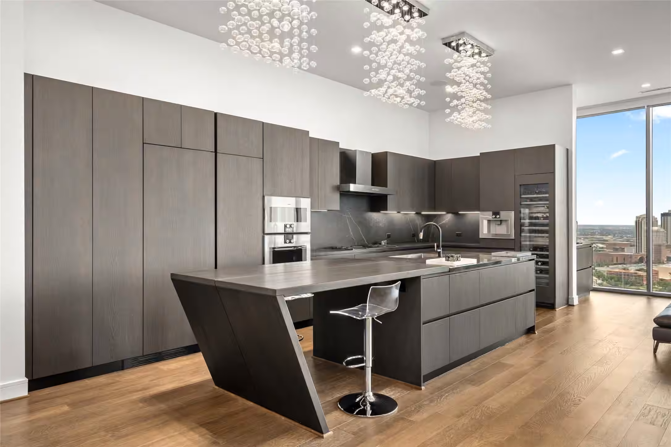Photo 6 of 1711 Allen Parkway 3302, Houston, TX