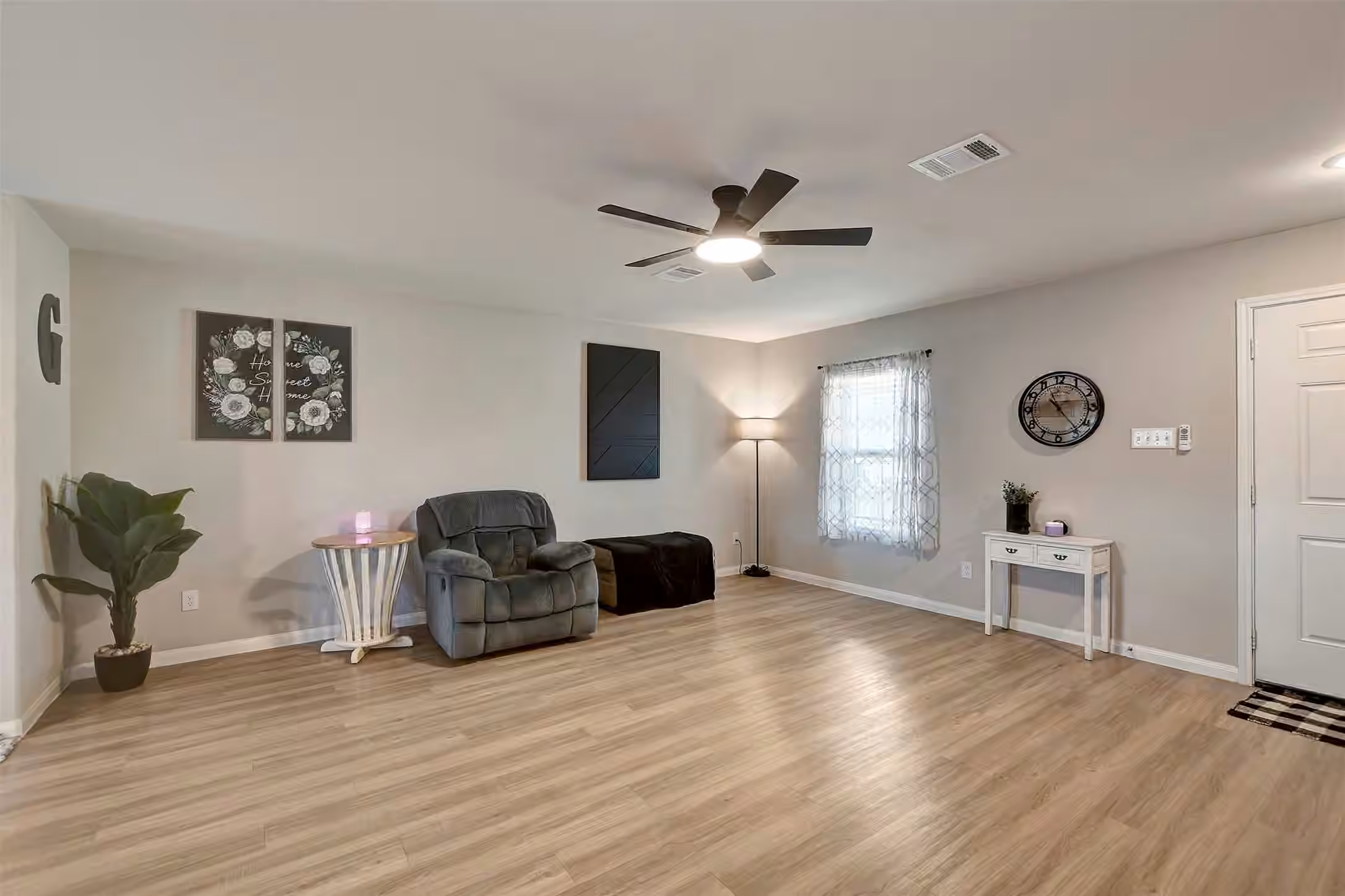 Photo 5 of 950 21st Street, Hempstead, TX