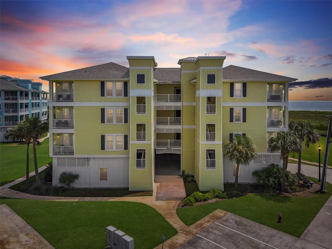 Photo of 4241 Pointe West Drive 103, Galveston, TX 77554