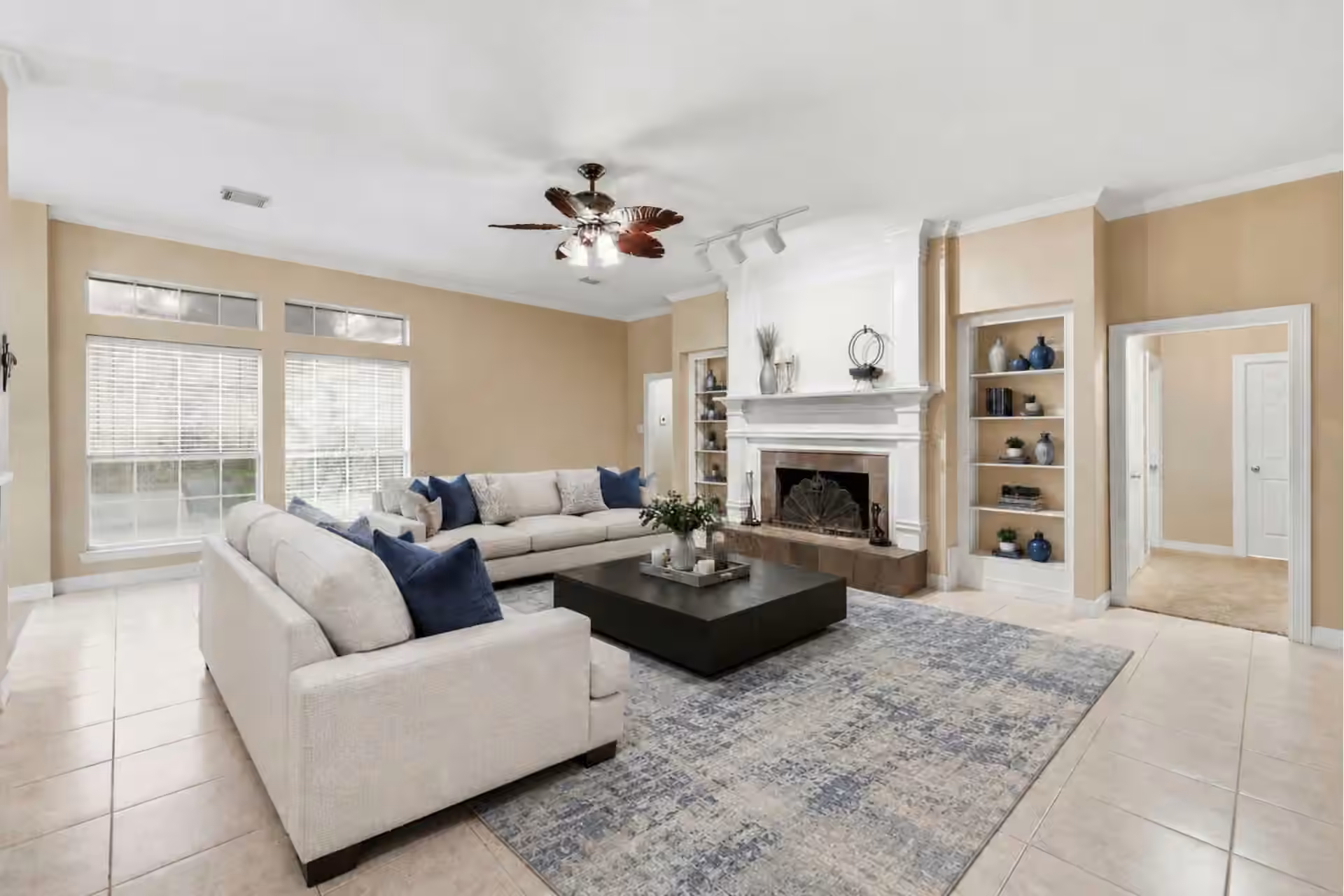 Photo 3 of 8122 Malardcrest Drive, Humble, TX