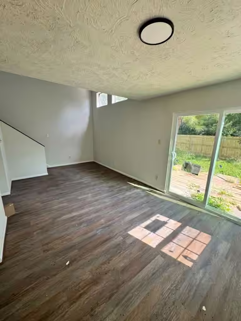 Photo 4 of 26608 Quail Court, Huntsville, TX
