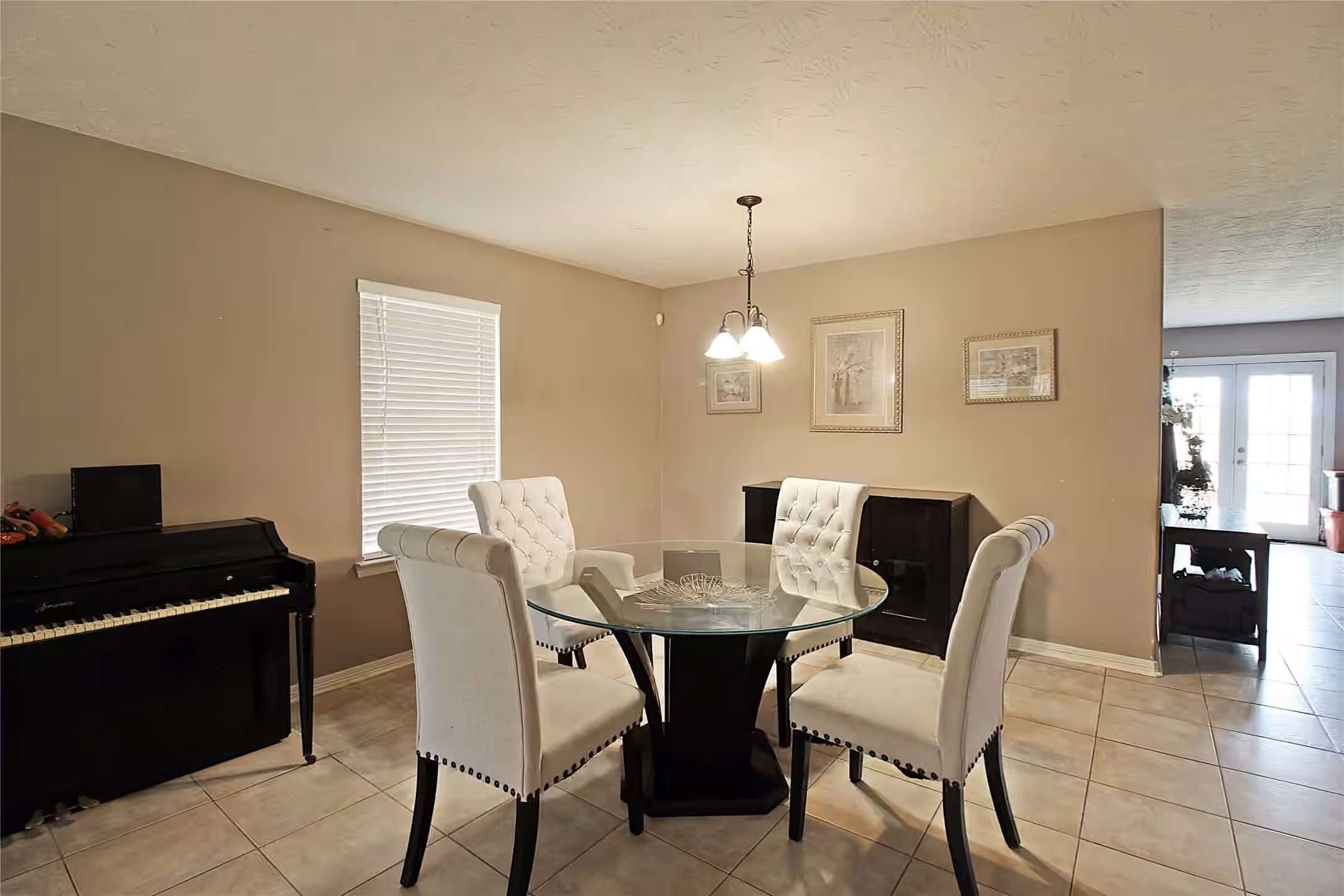 Photo 4 of 21711 Manor Court Drive, Katy, TX