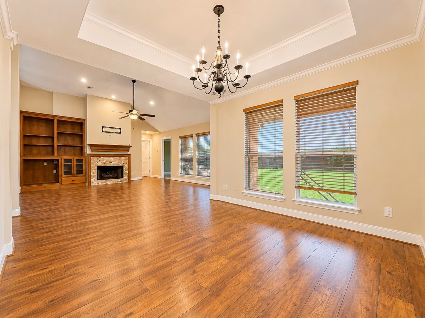 Photo 6 of 109 Concord Avenue, Clute, TX