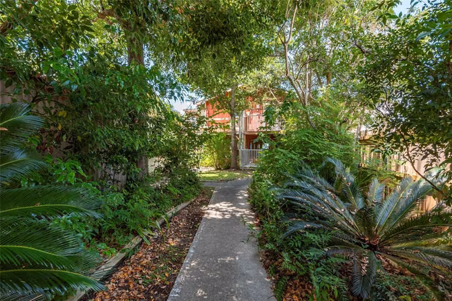 Photo 6 of 631 E Shore Drive, Clear Lake Shores, TX