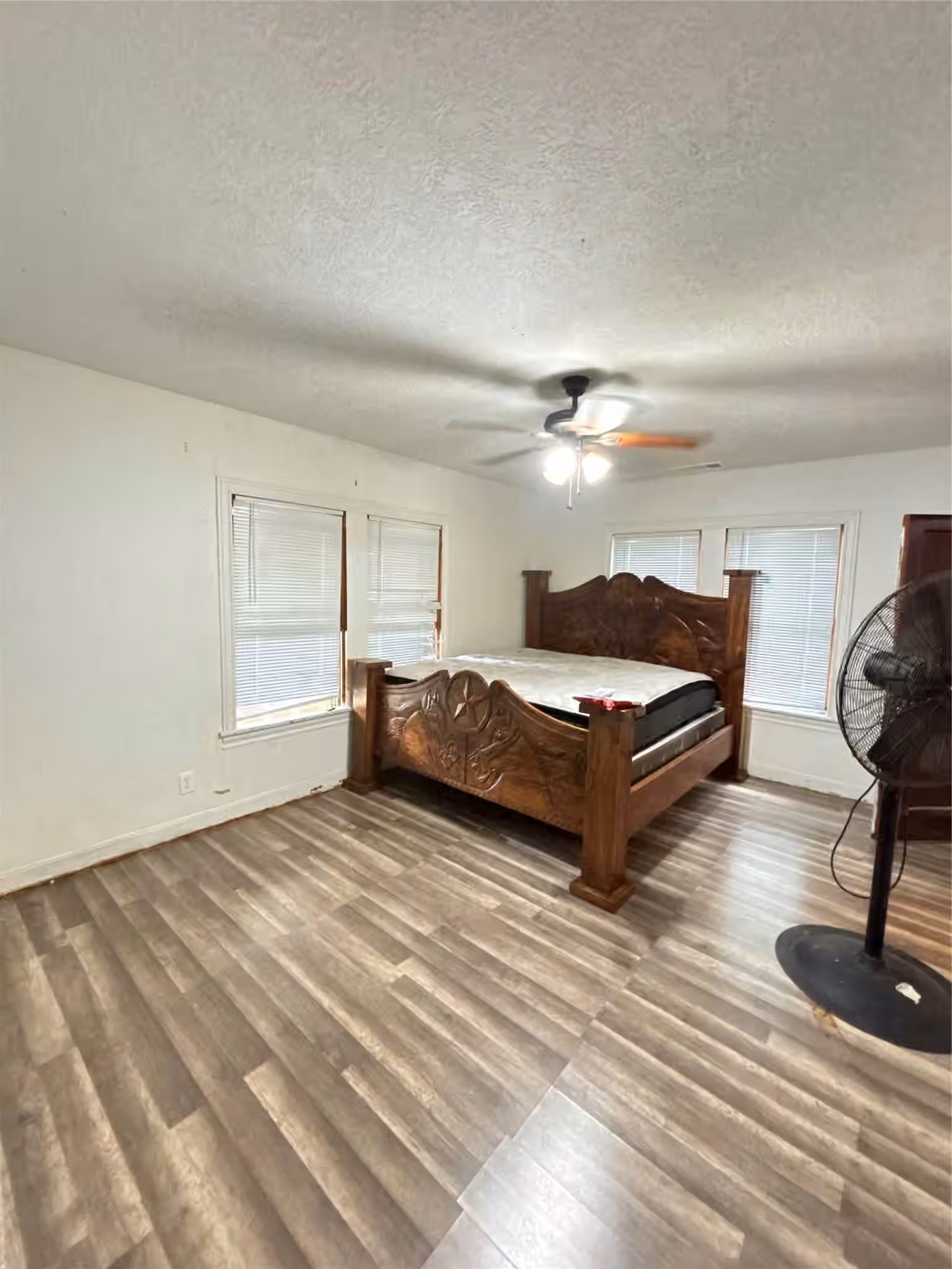 Photo 6 of 203 W Park Lane, Pasadena, TX