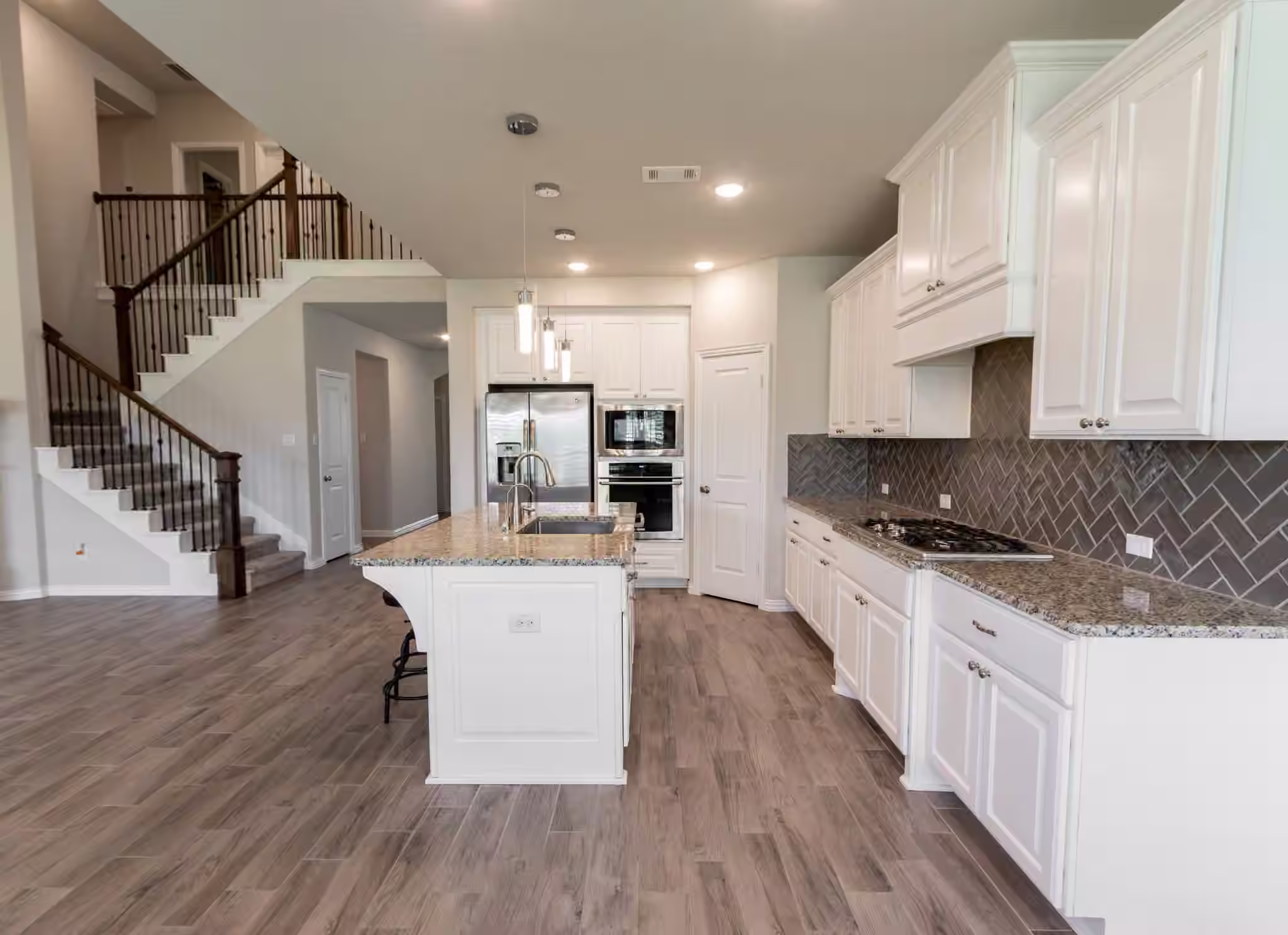 Photo 4 of 2831 Maple Oak Lane, Manvel, TX