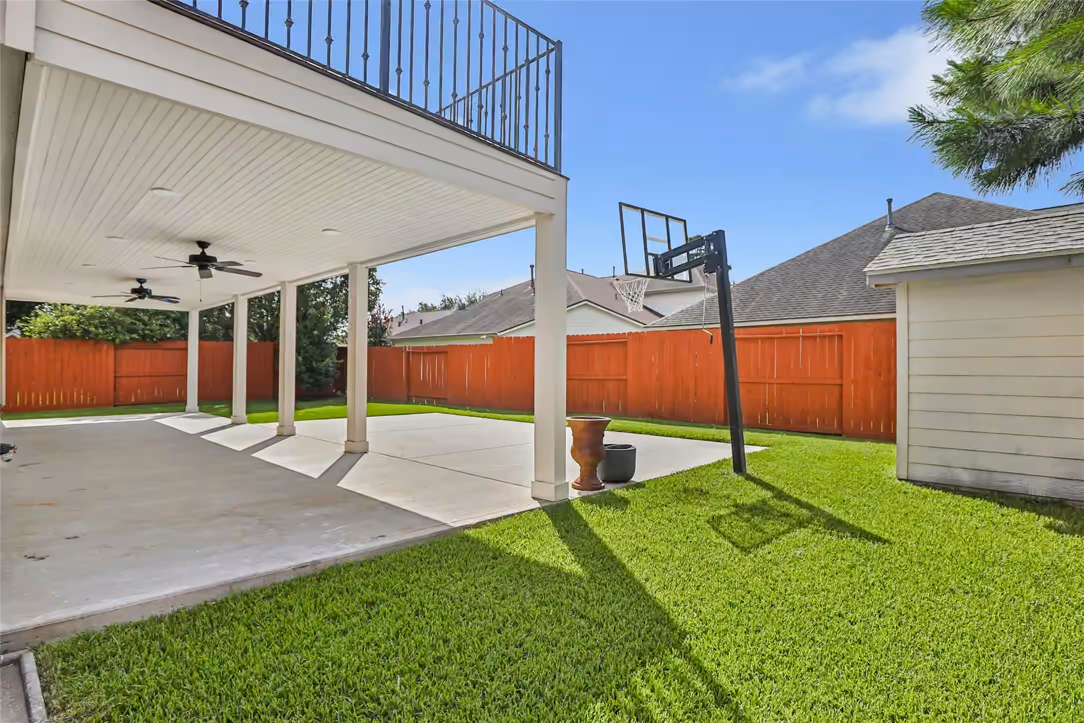 Photo 7 of 4022 Bytrail Court, Humble, TX