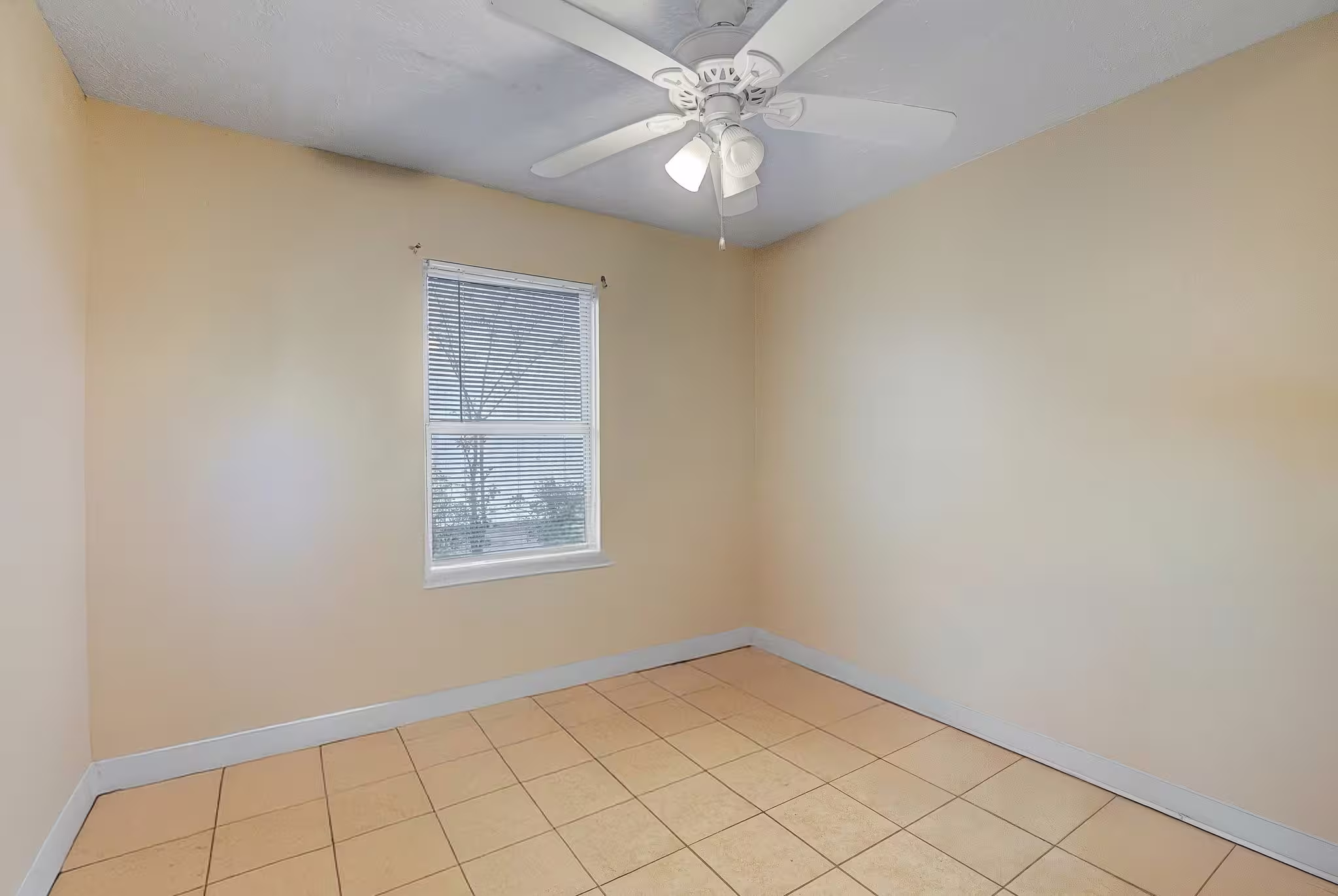 Photo 6 of 8622 Rayson Road, Houston, TX