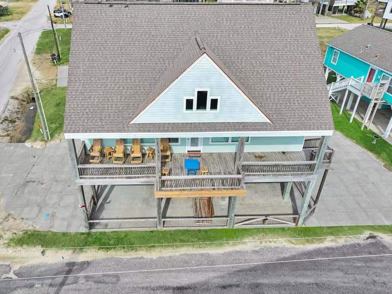 Photo 6 of 816 S Crystal Beach Road, Crystal Beach, TX