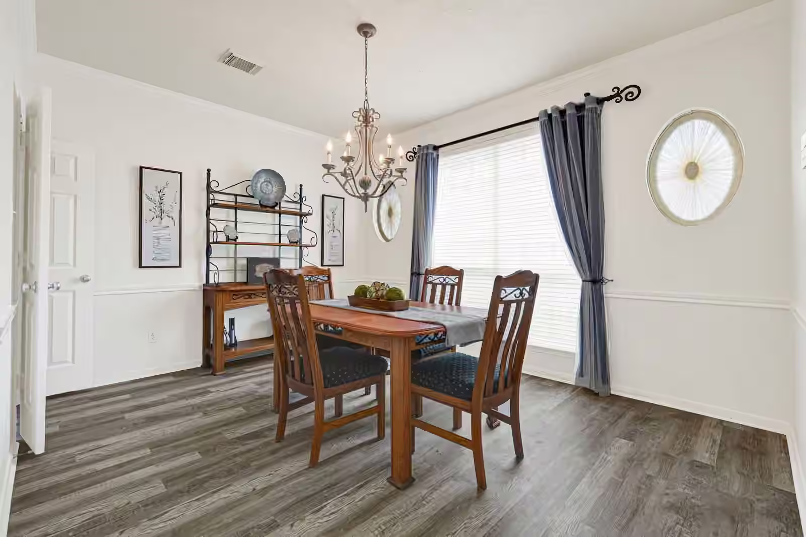 Photo 7 of 3422 Bay Breeze Drive, Seabrook, TX