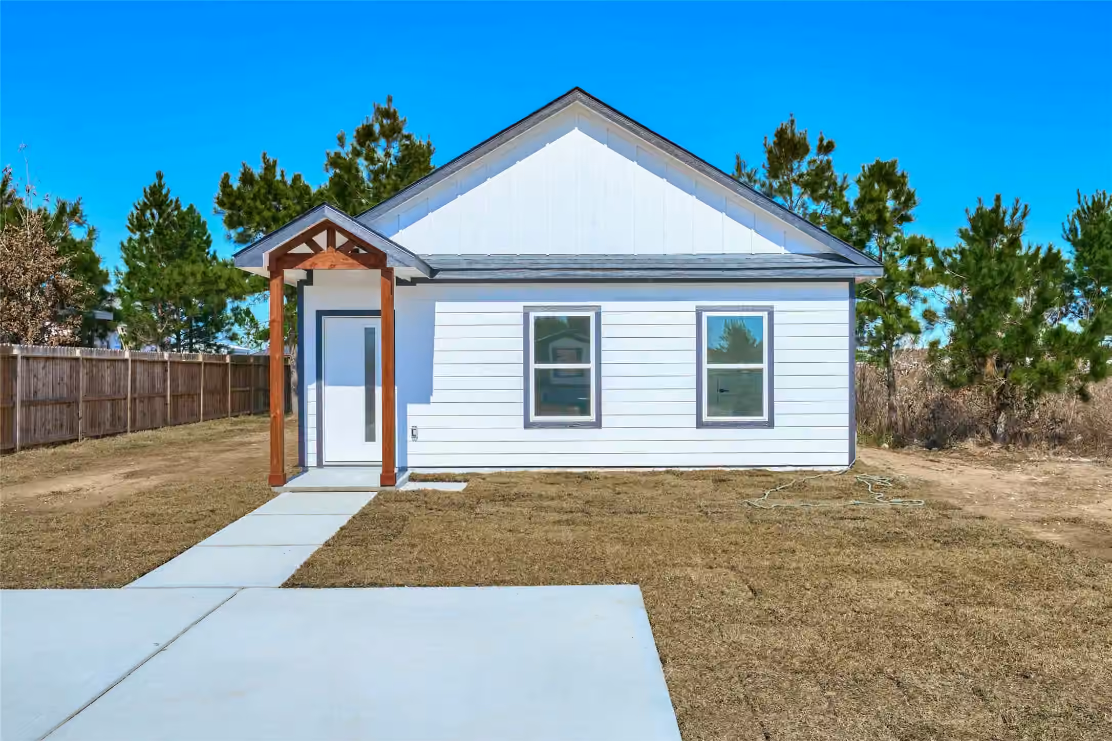 Photo of 1398 Road 5607, Cleveland, TX 77327