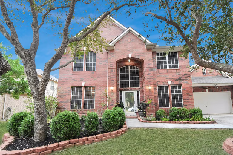 Photo 2 of 3003 Birch Landing Court, Pearland, TX