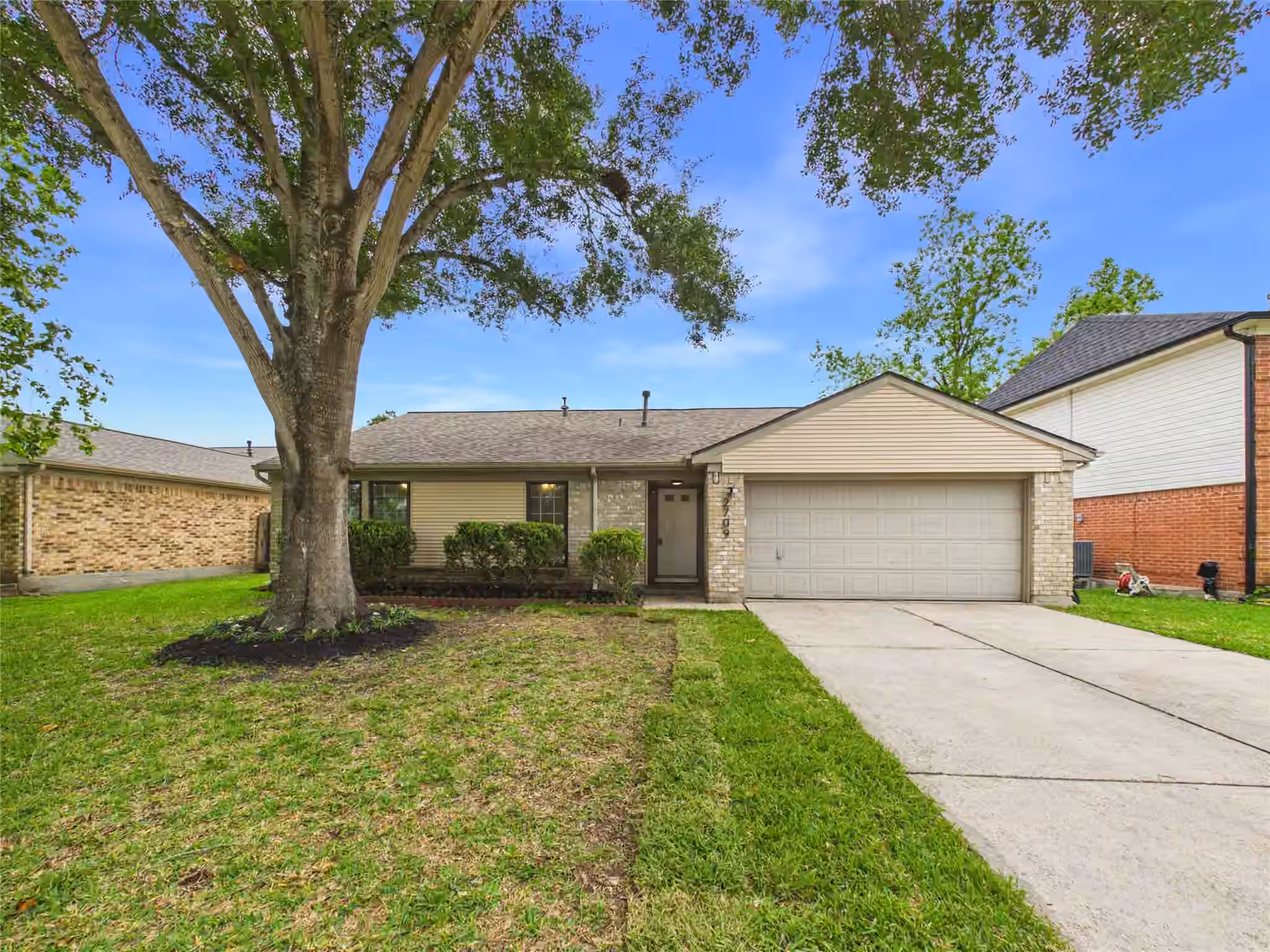 Photo 3 of 2709 Merrimac Drive, League City, TX