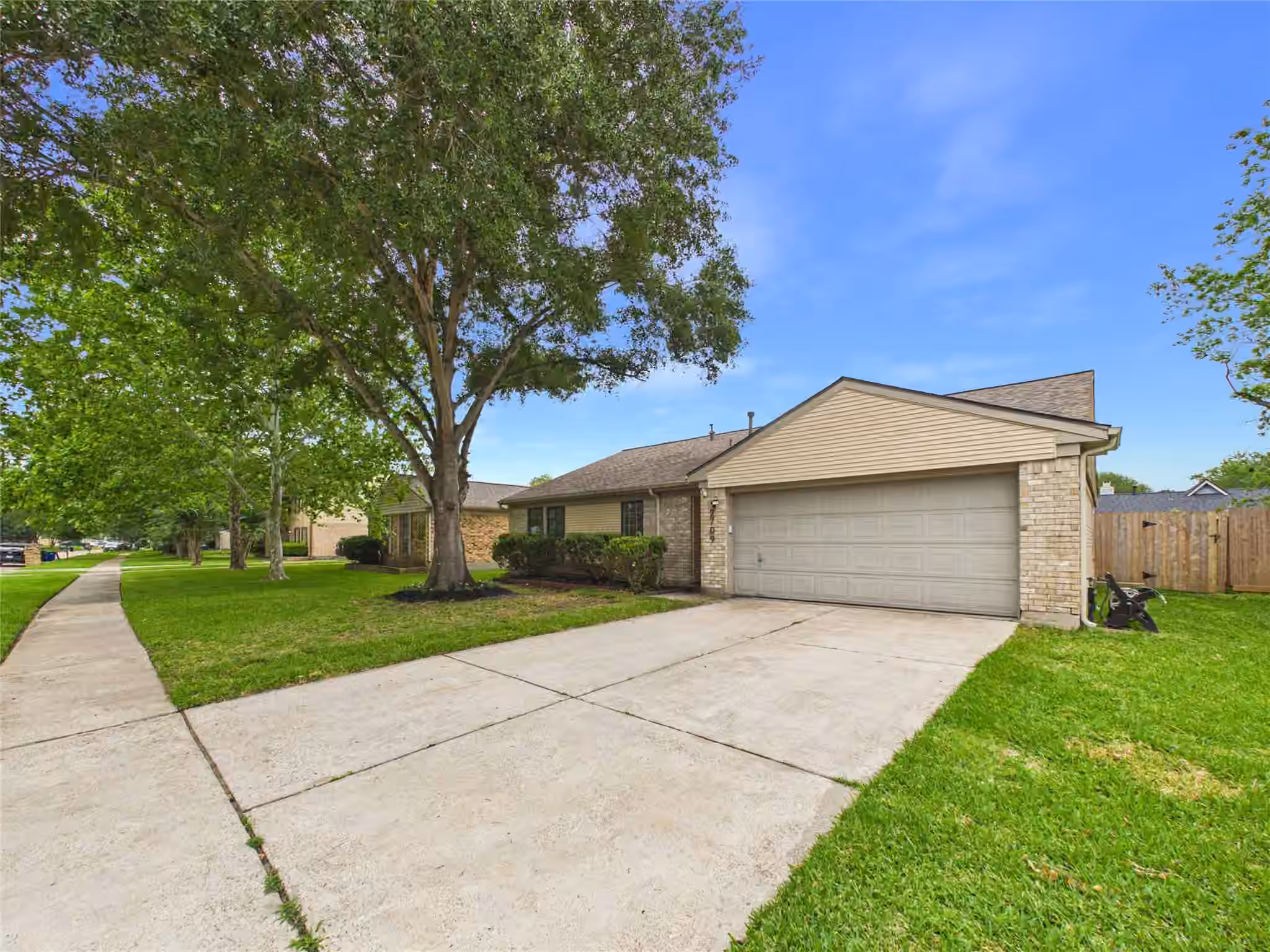 Photo 6 of 2709 Merrimac Drive, League City, TX