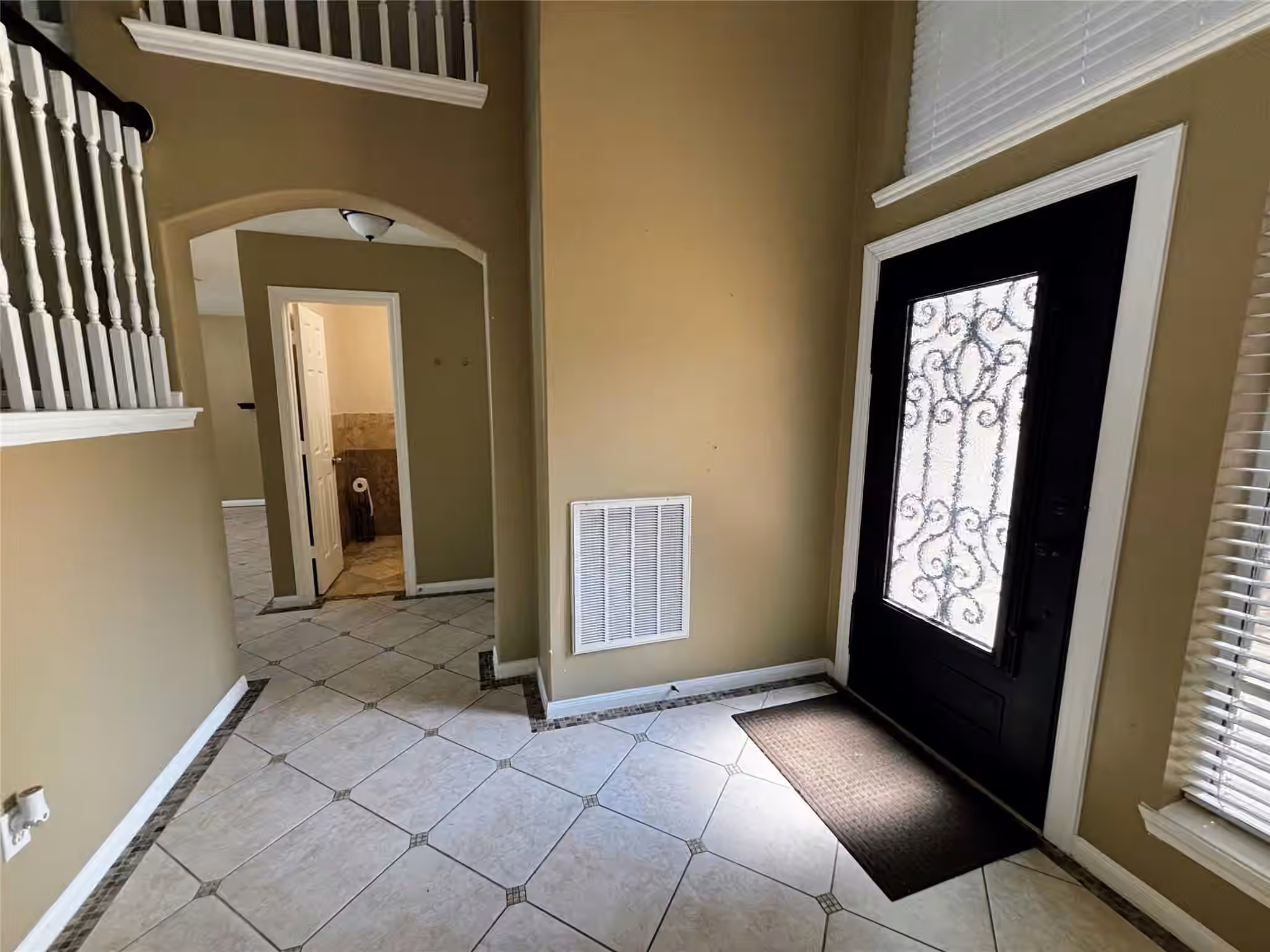 Photo 5 of 6903 Renata Circle, Houston, TX