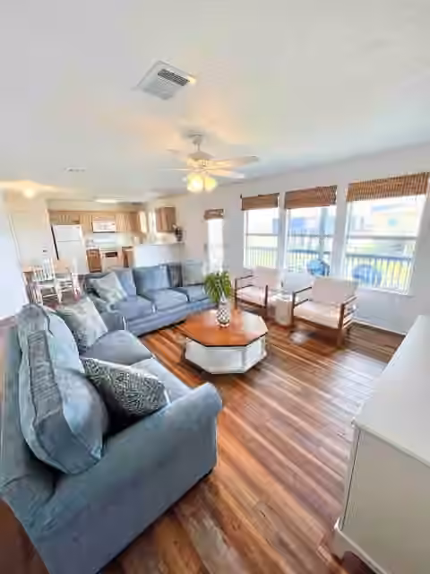 Photo 5 of 1426 Bluewater Highway, Surfside Beach, TX