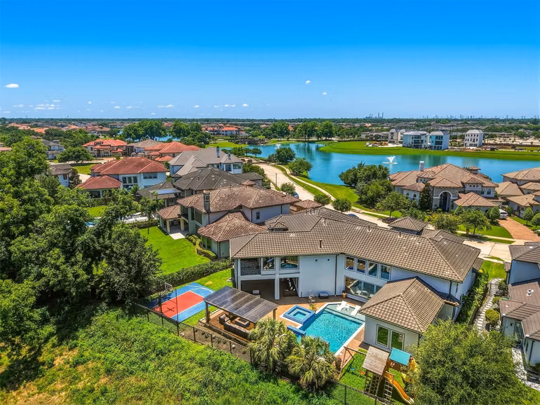 Photo of 59 Enclave Manor, Sugar Land, TX 77479