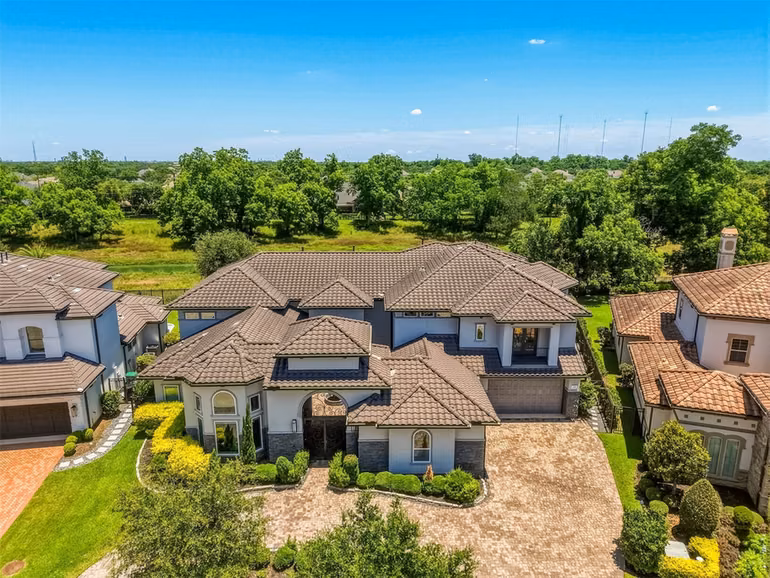 Photo 5 of 59 Enclave Manor, Sugar Land, TX