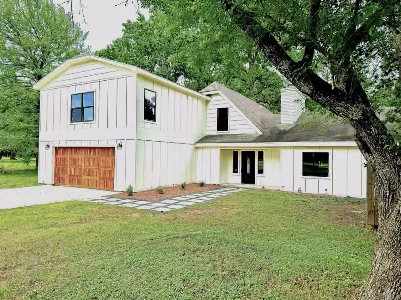 Photo 3 of 32606 Glenda Drive, Magnolia, TX