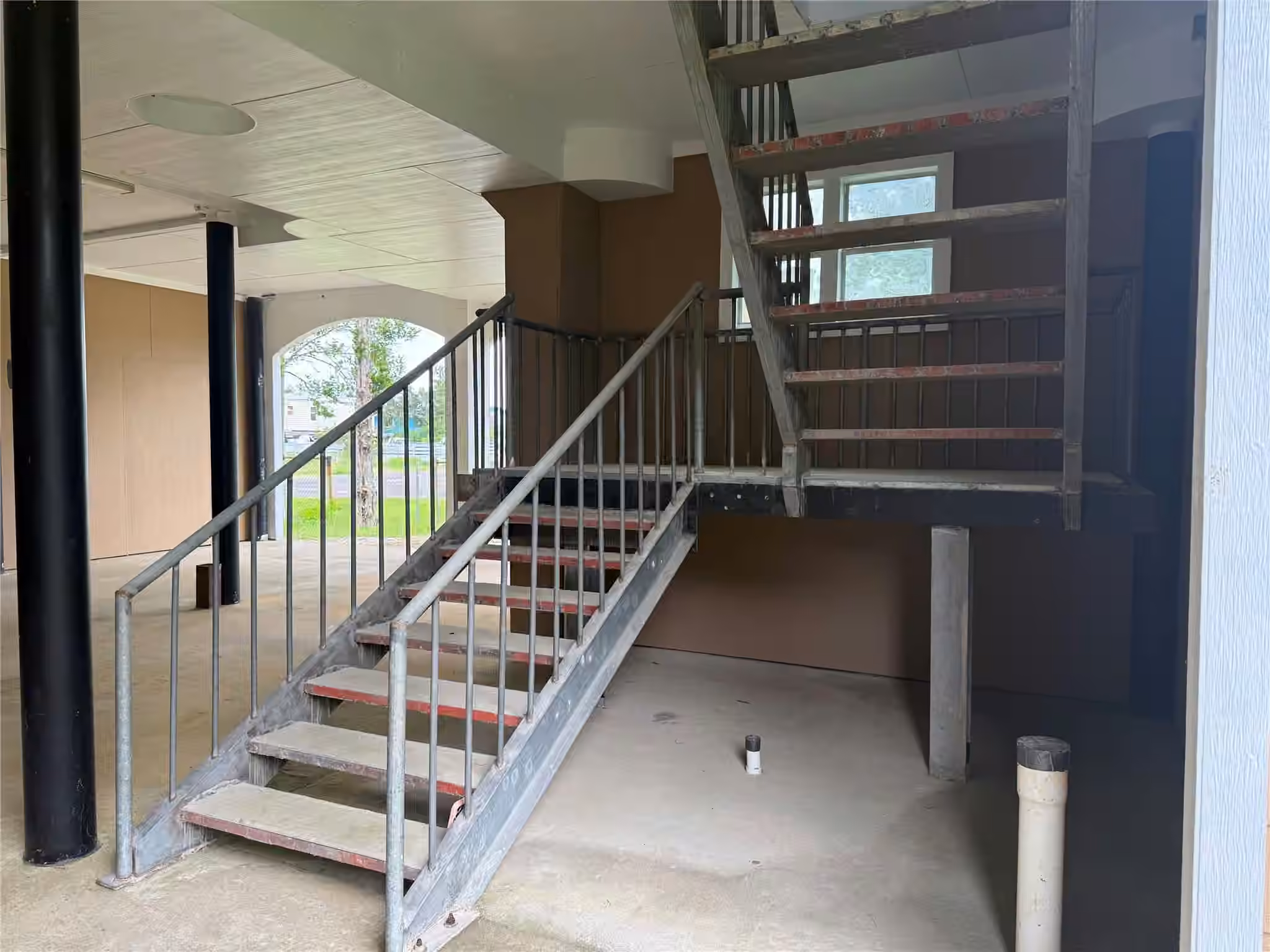 Photo 5 of 127 Metzwright Drive, Anahuac, TX
