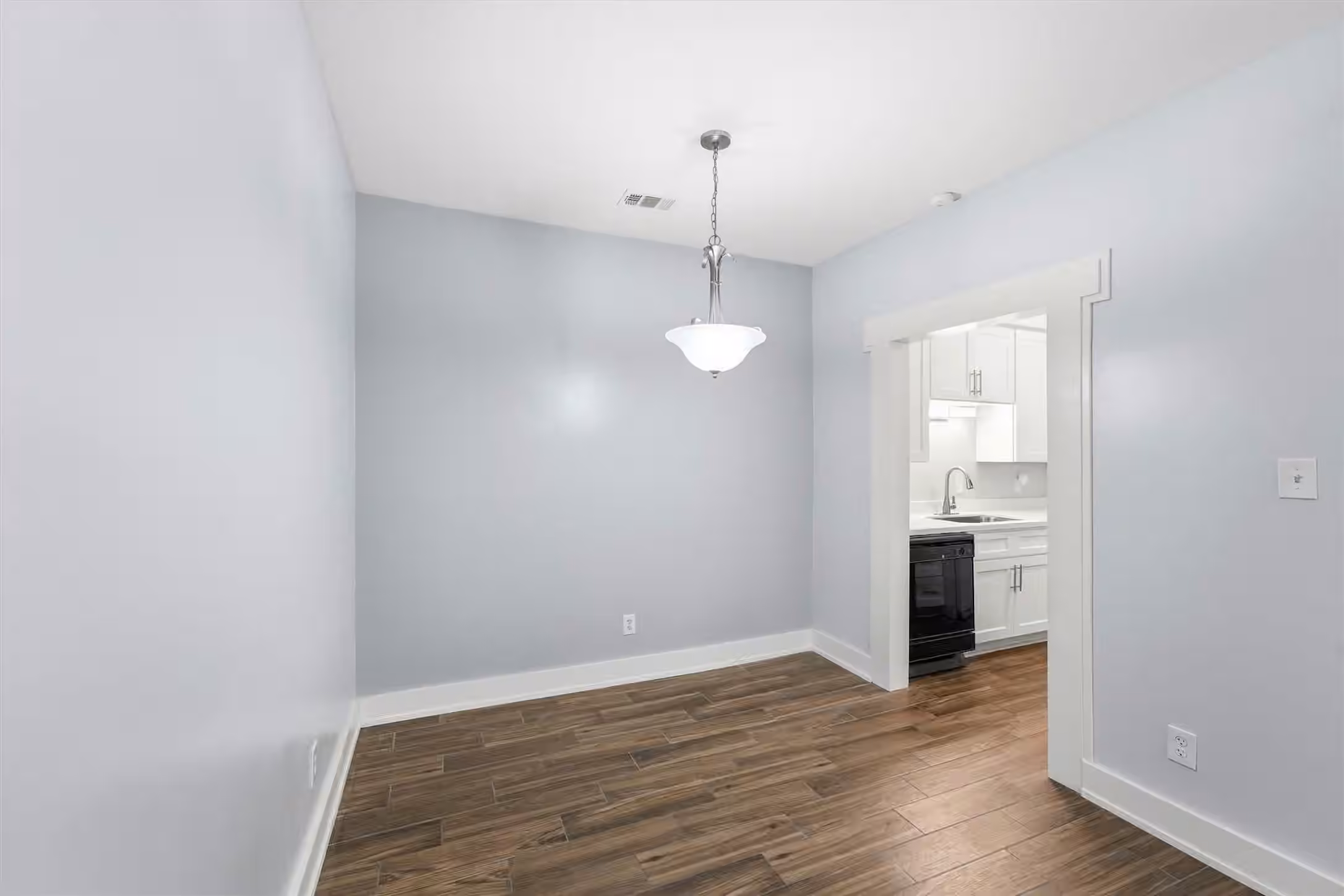 Photo 6 of 9707 Richmond Avenue 127, Houston, TX