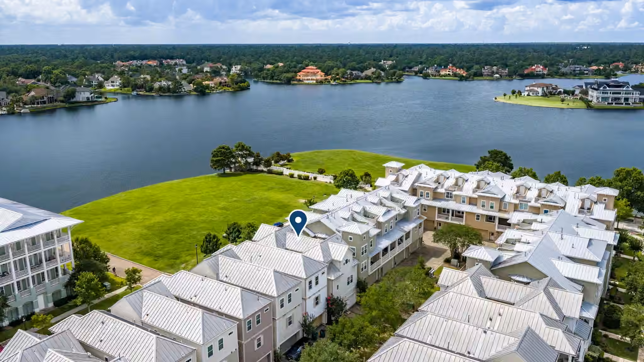 Photo of 186 W Breezy Way, The Woodlands, TX 77380