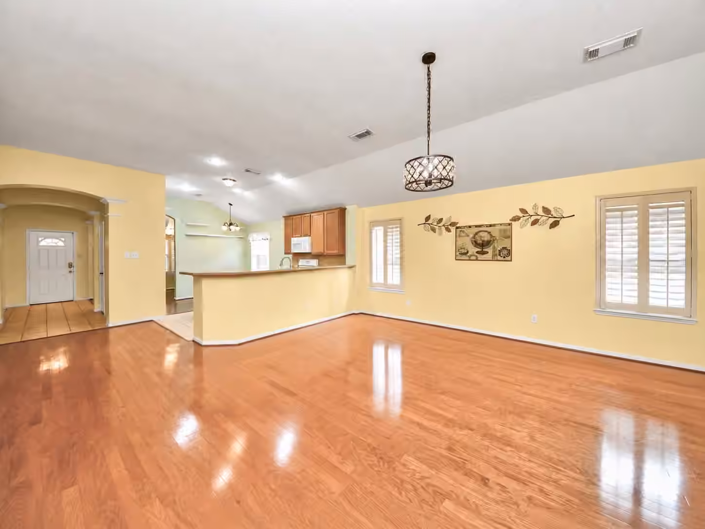 Photo 2 of 3919 W Auden Circle, Missouri City, TX
