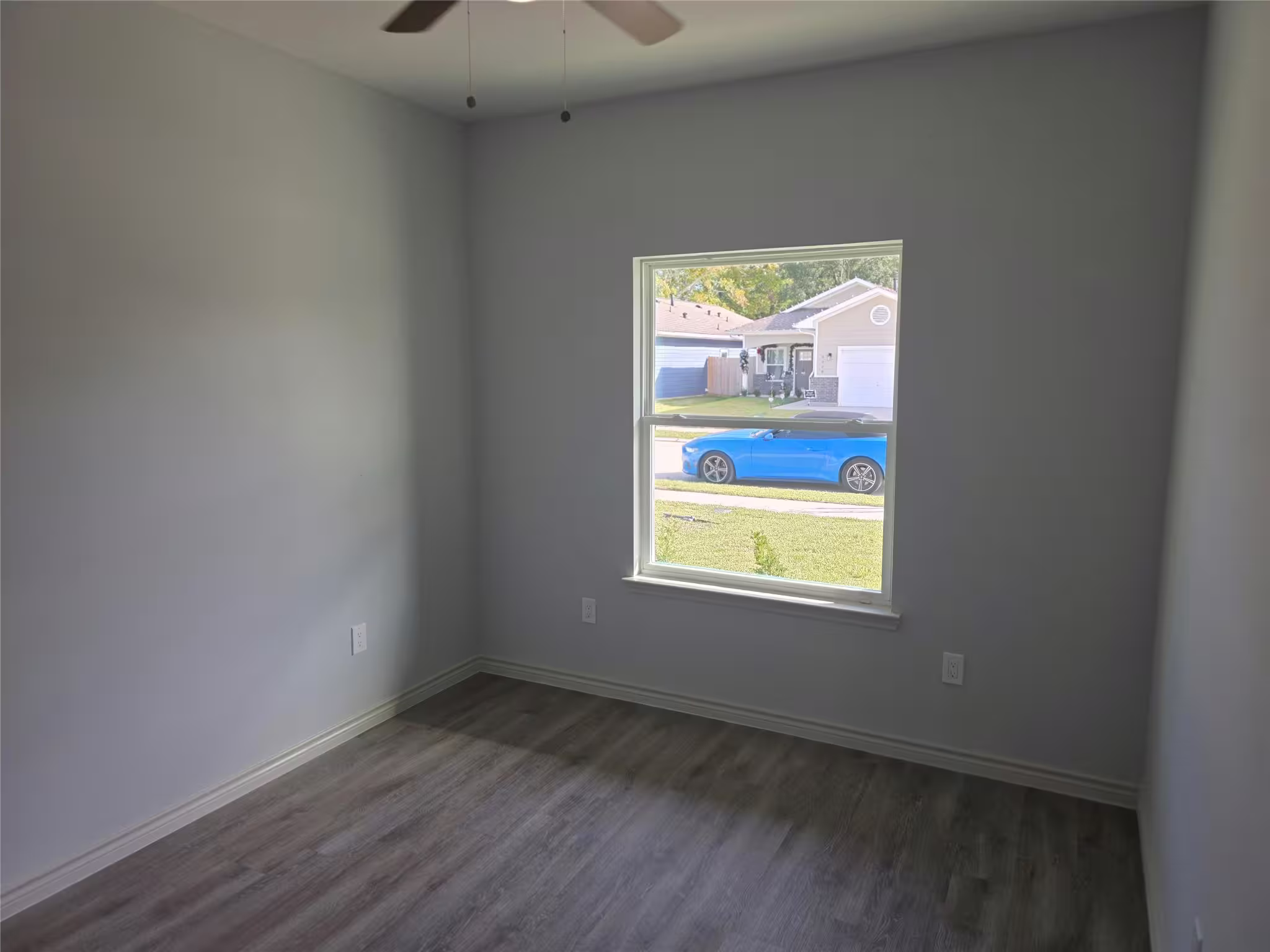 Photo 2 of 9905 Dipping Brook Street, Houston, TX