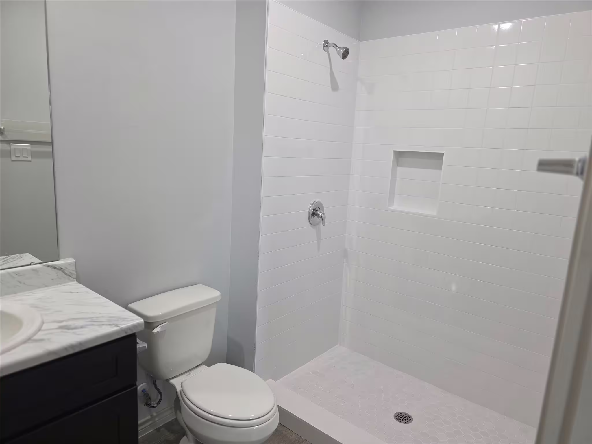 Photo 5 of 9905 Dipping Brook Street, Houston, TX