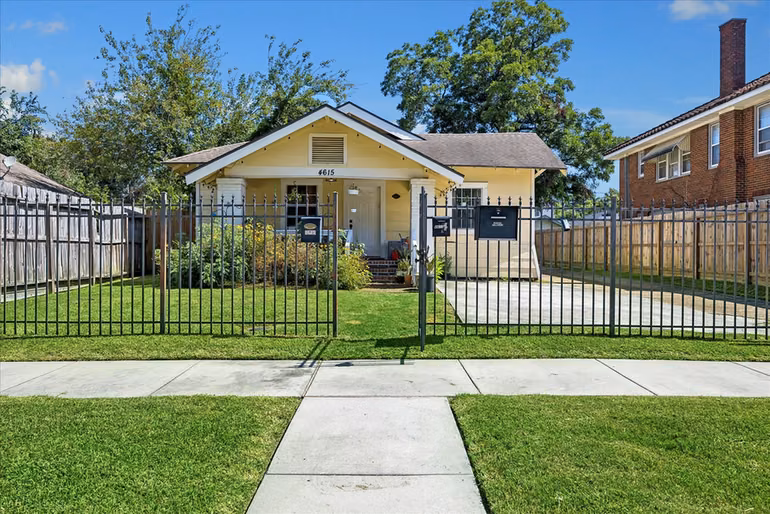 Photo of 4615 Woodside Street, Houston, TX