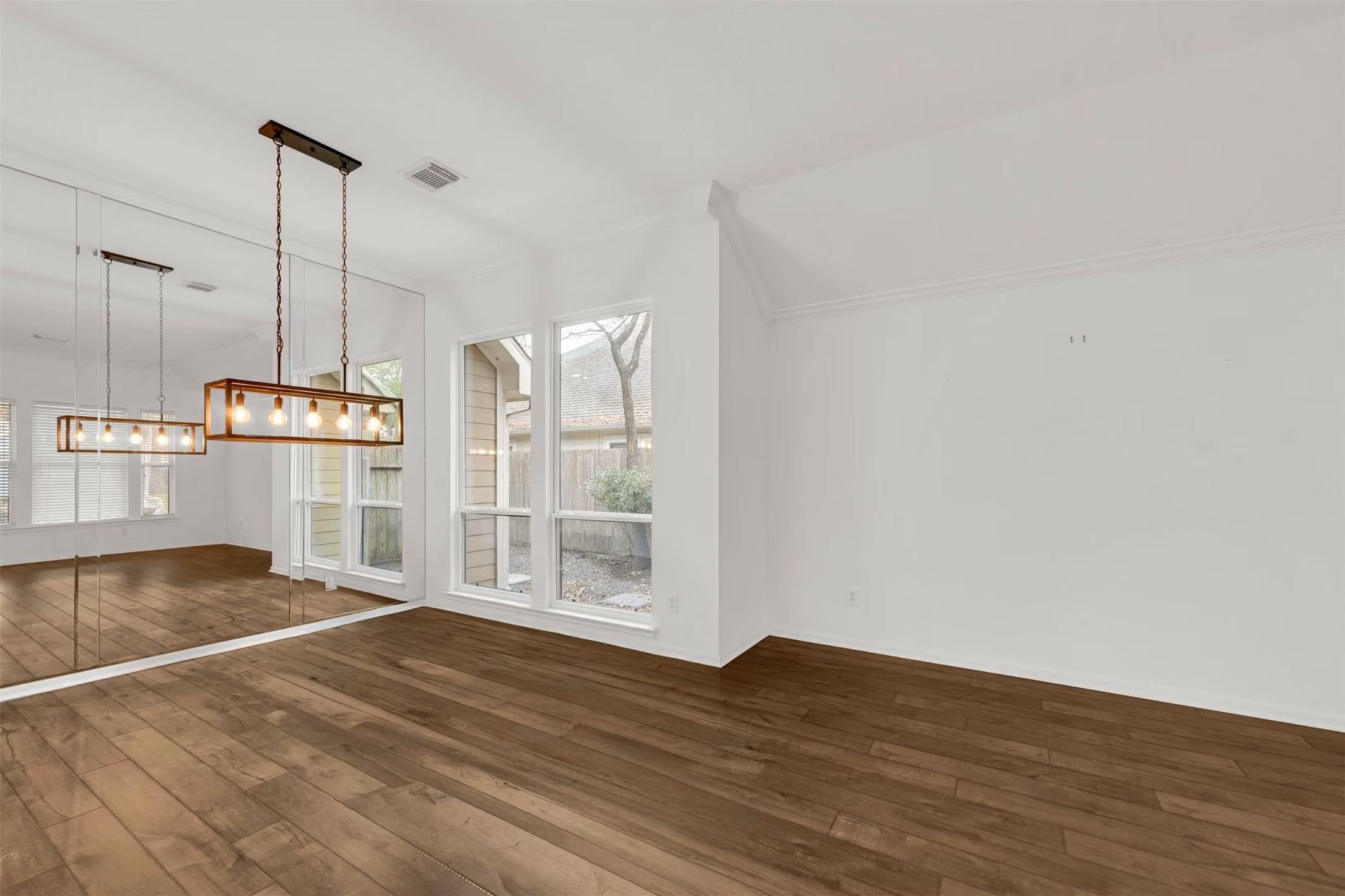 Photo 6 of 8031 Clarion Way, Houston, TX