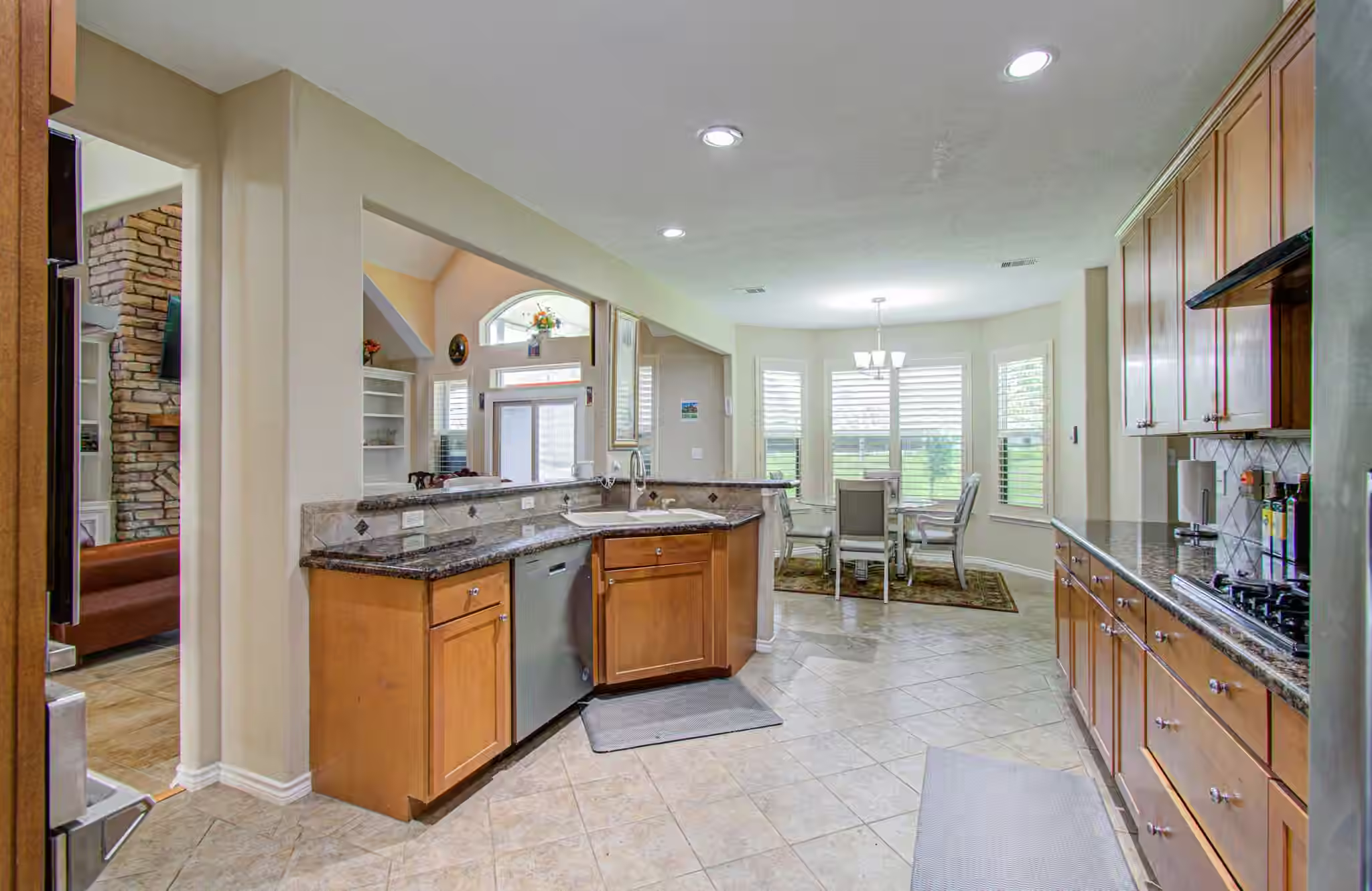 Photo 3 of 3127 Tankersley Circle, Rosharon, TX
