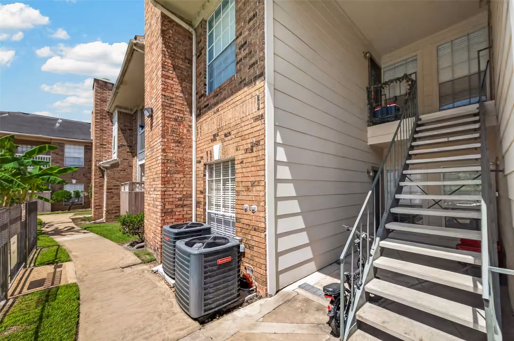 Photo 4 of 2626 Holly Hall Street 1211, Houston, TX
