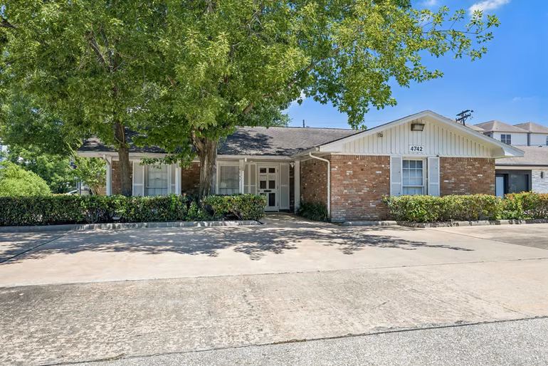 Photo of 4742 W Alabama Street 1, Houston, TX 77027