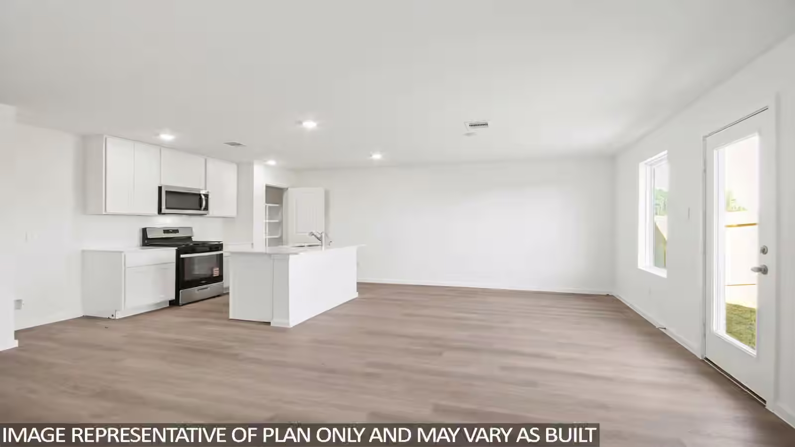 Photo 6 of 220 Golden Eagle Boulevard, New Waverly, TX
