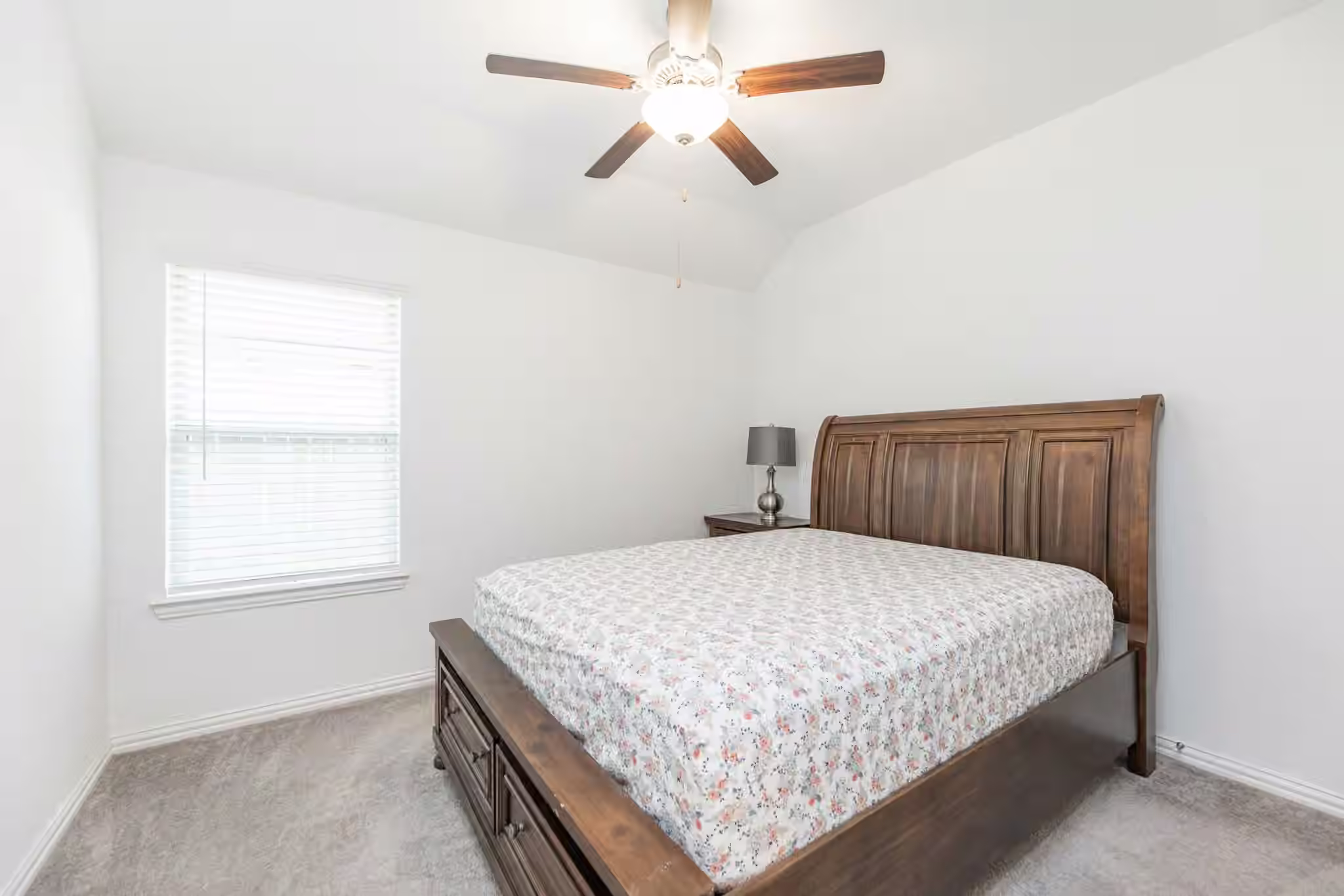 Photo 5 of 7511 Monarch Forest Lane, Richmond, TX