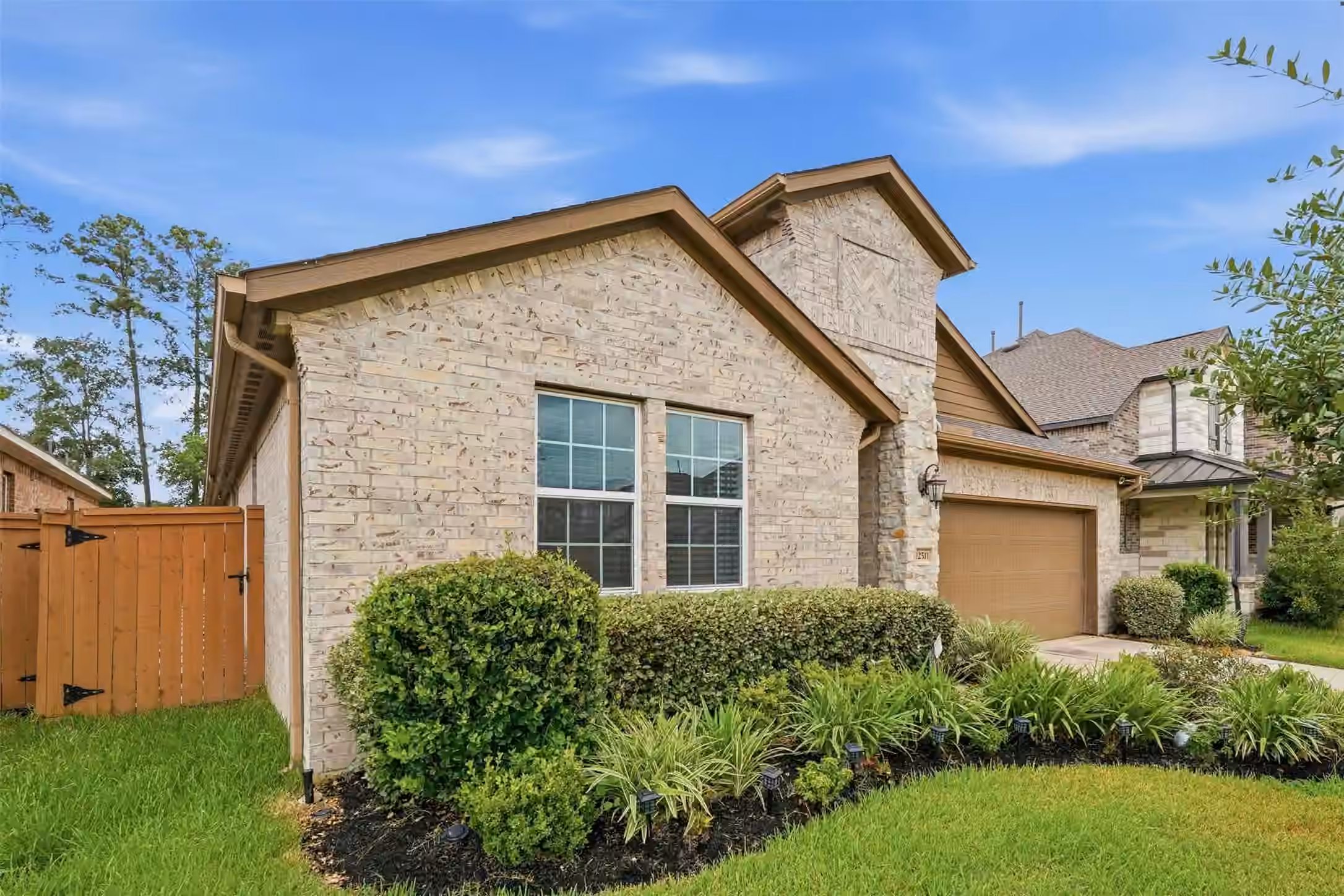 Photo 3 of 12511 Tullich Run Drive, Humble, TX