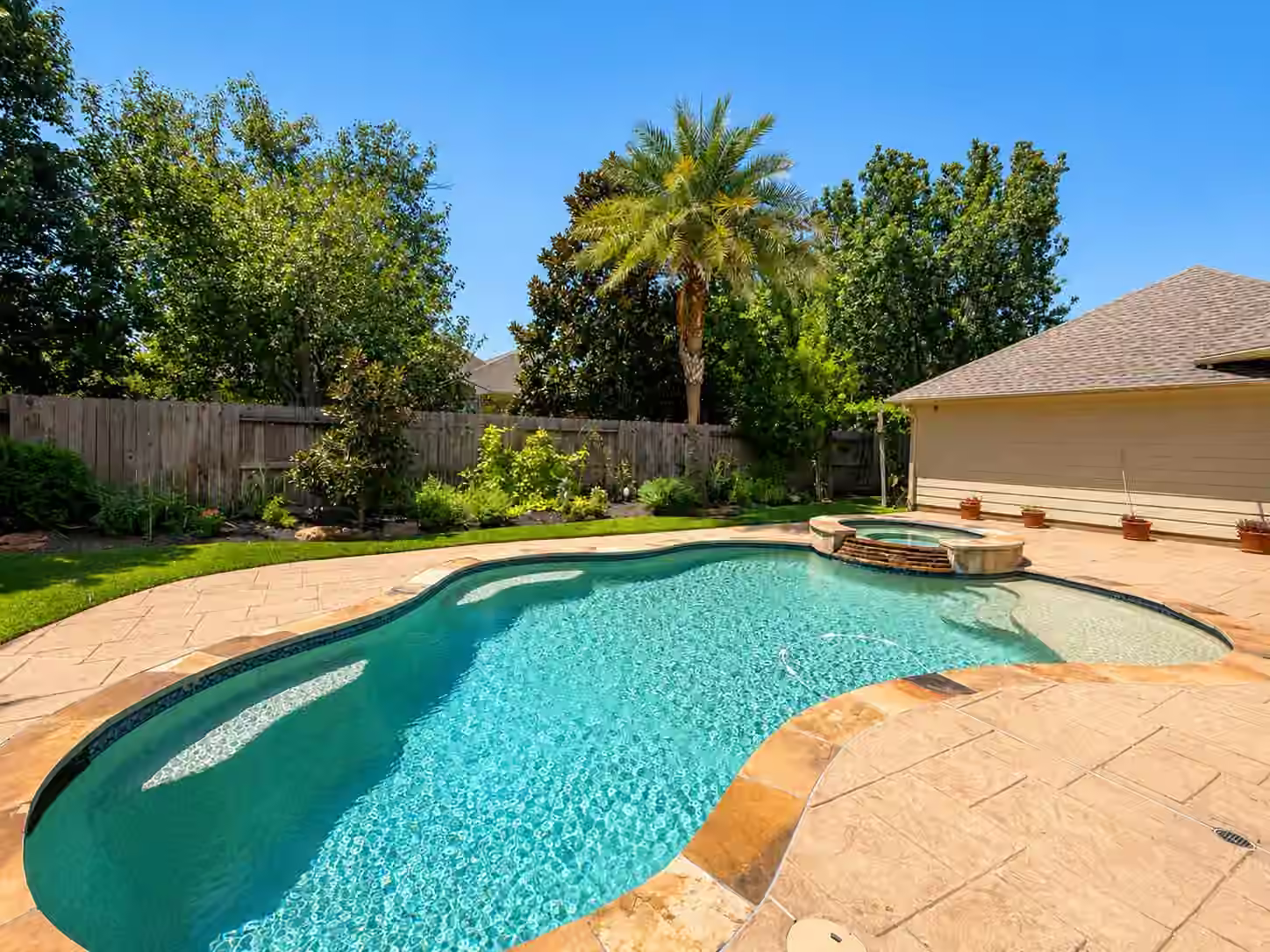 Photo 2 of 14611 Laurenwood Court, Humble, TX