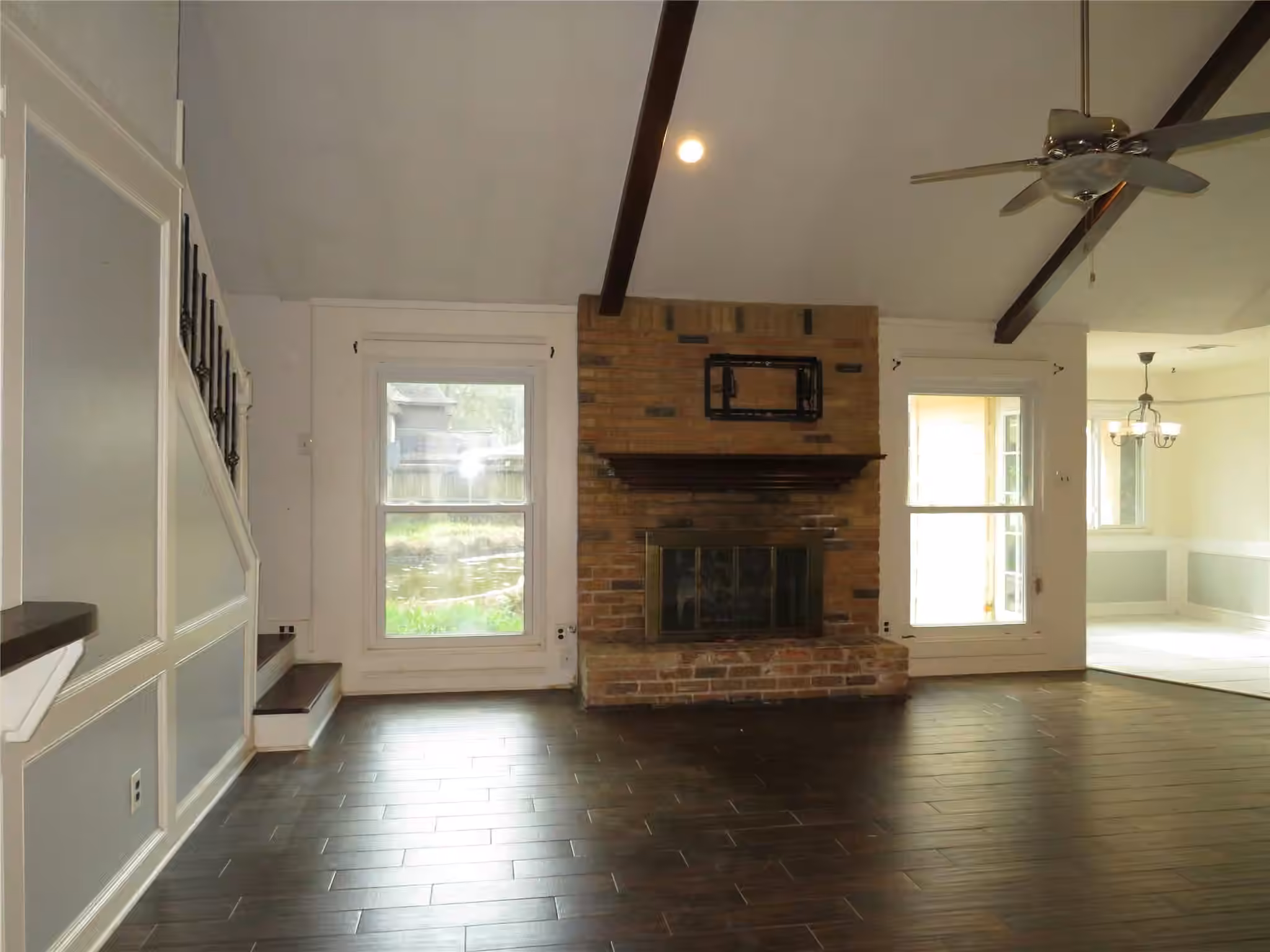 Photo 5 of 3310 Little Bear Drive, Houston, TX