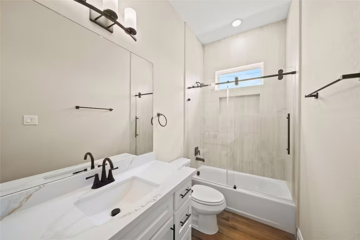 Photo 7 of 13011 Willow Drive, Needville, TX