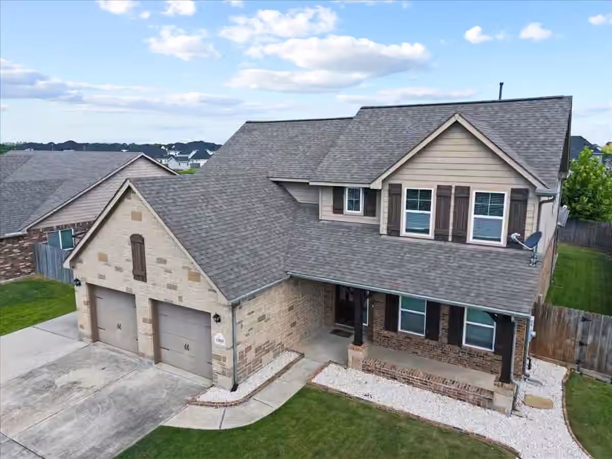 Photo 2 of 11815 Eagle Ridge Drive, Mont Belvieu, TX