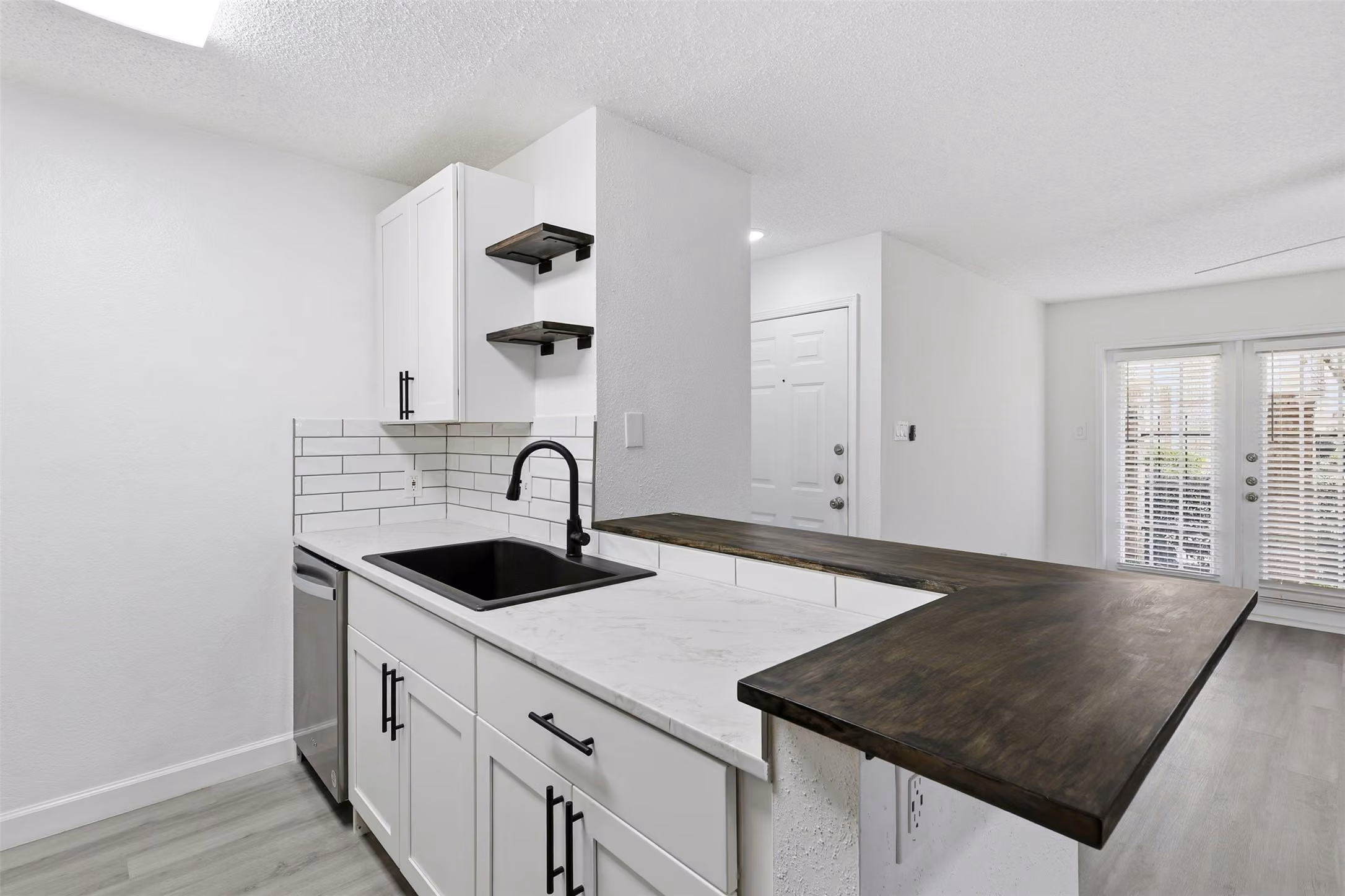 Photo 4 of 3600 Jeanetta Street 2707, Houston, TX
